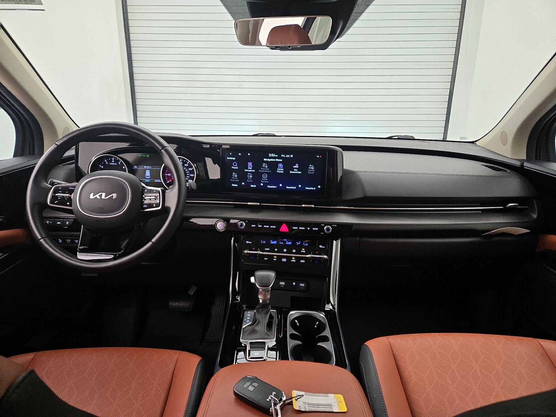 Thumbnail: 2022 Kia Carnival - 9