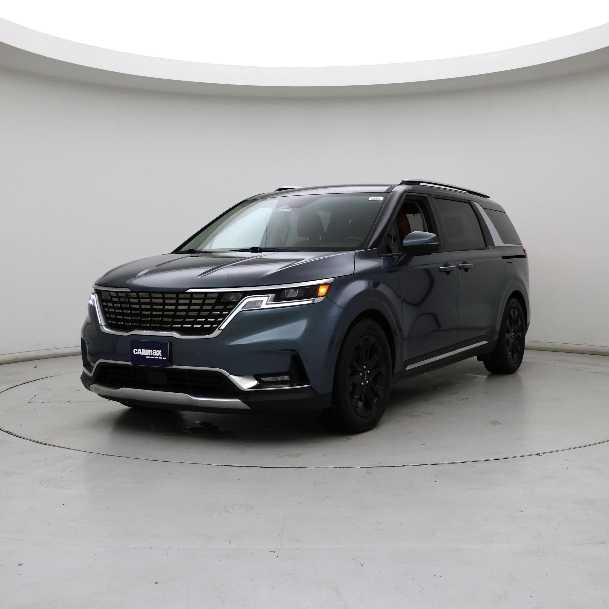 Thumbnail: 2022 Kia Carnival - 4
