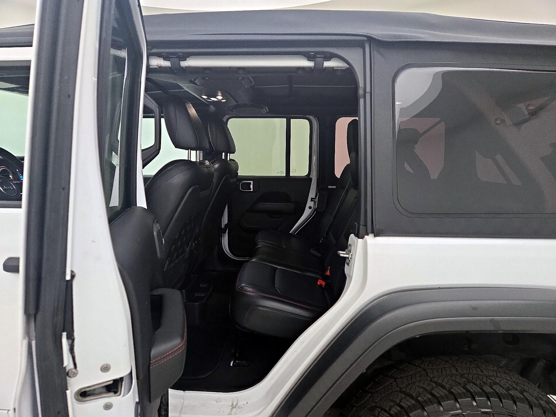 Thumbnail: 2020 Jeep Wrangler - 19