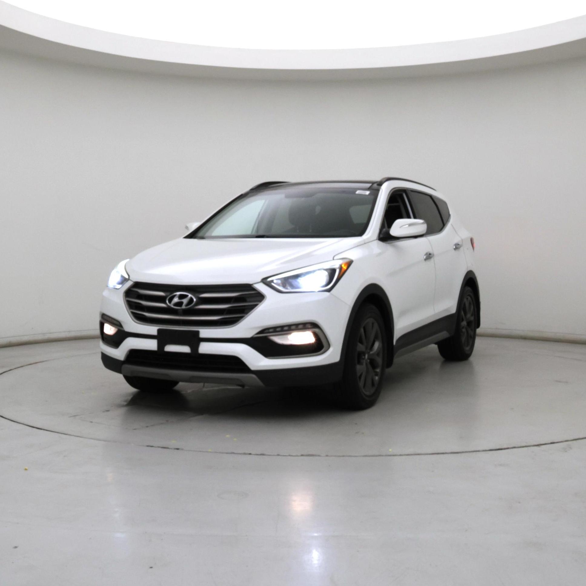 Thumbnail: 2017 Hyundai Santa Fe - 4