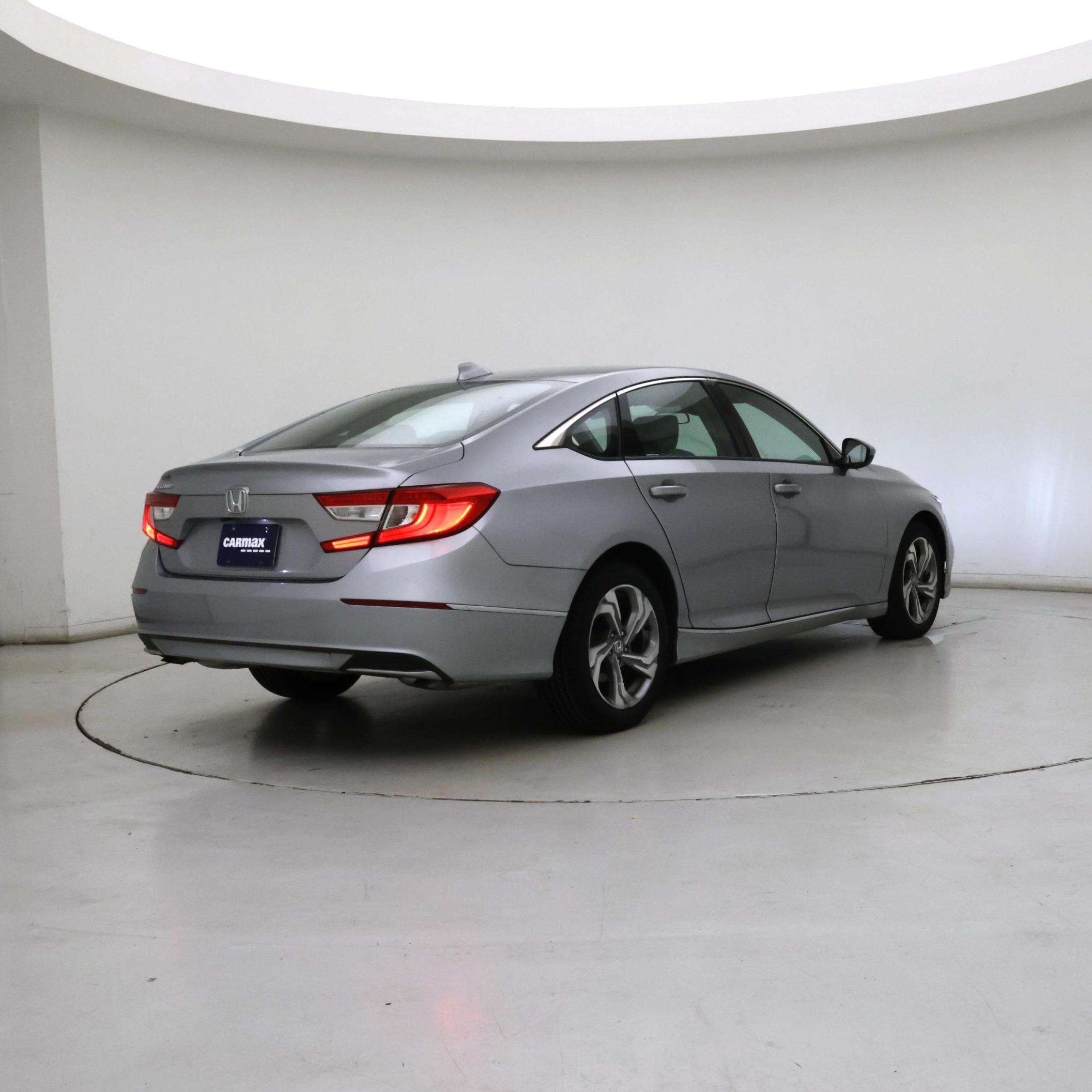Thumbnail: 2018 Honda Accord - 8