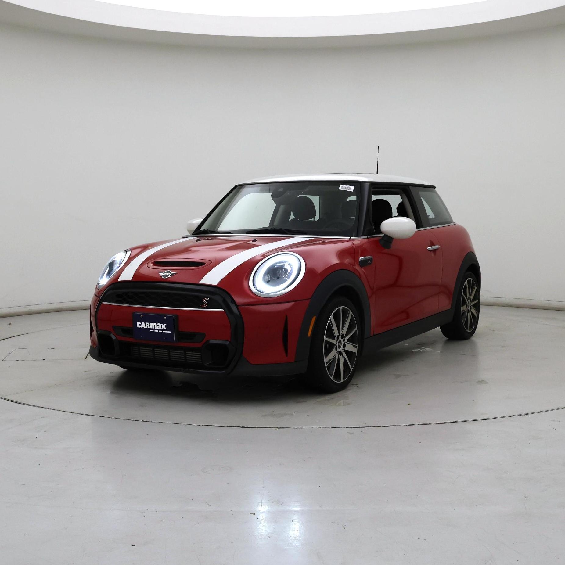 Thumbnail: 2022 MINI Cooper Hardtop - 4
