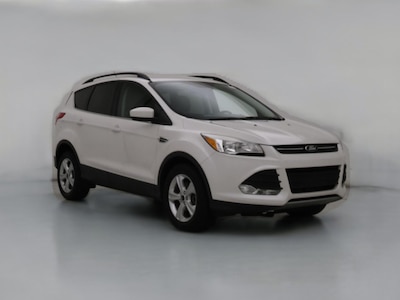 White 2016 Ford Escape SE