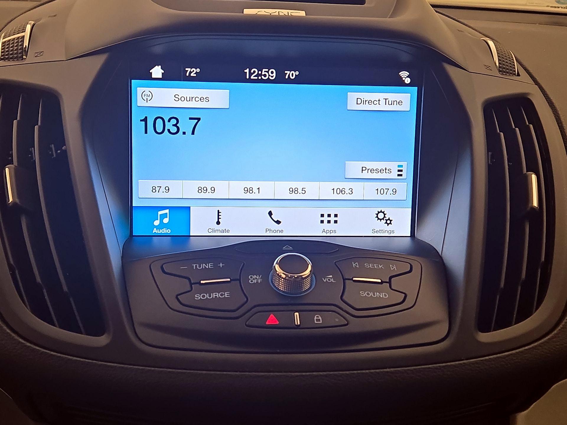 Thumbnail: 2016 Ford Escape - 15
