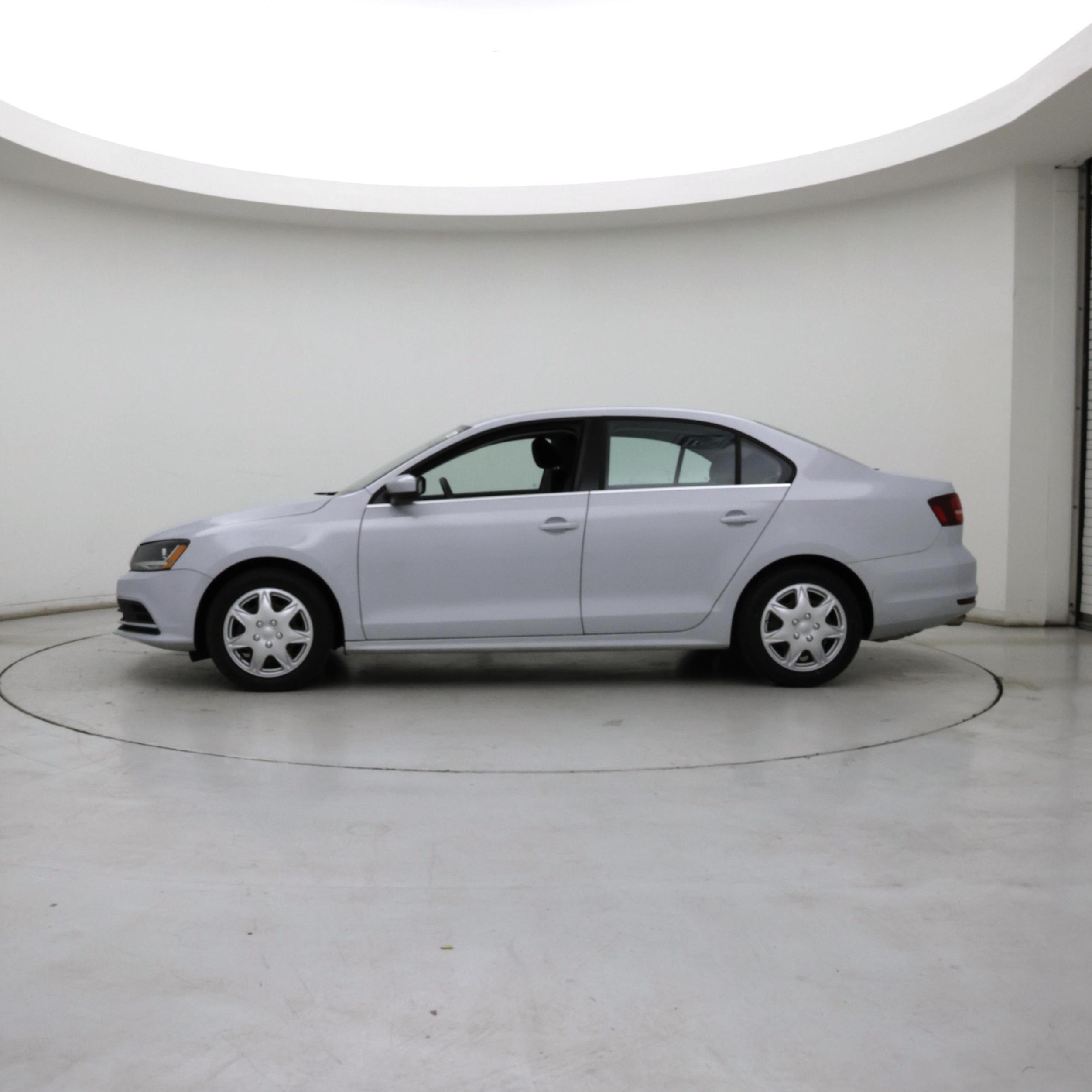 Thumbnail: 2017 Volkswagen Jetta - 3