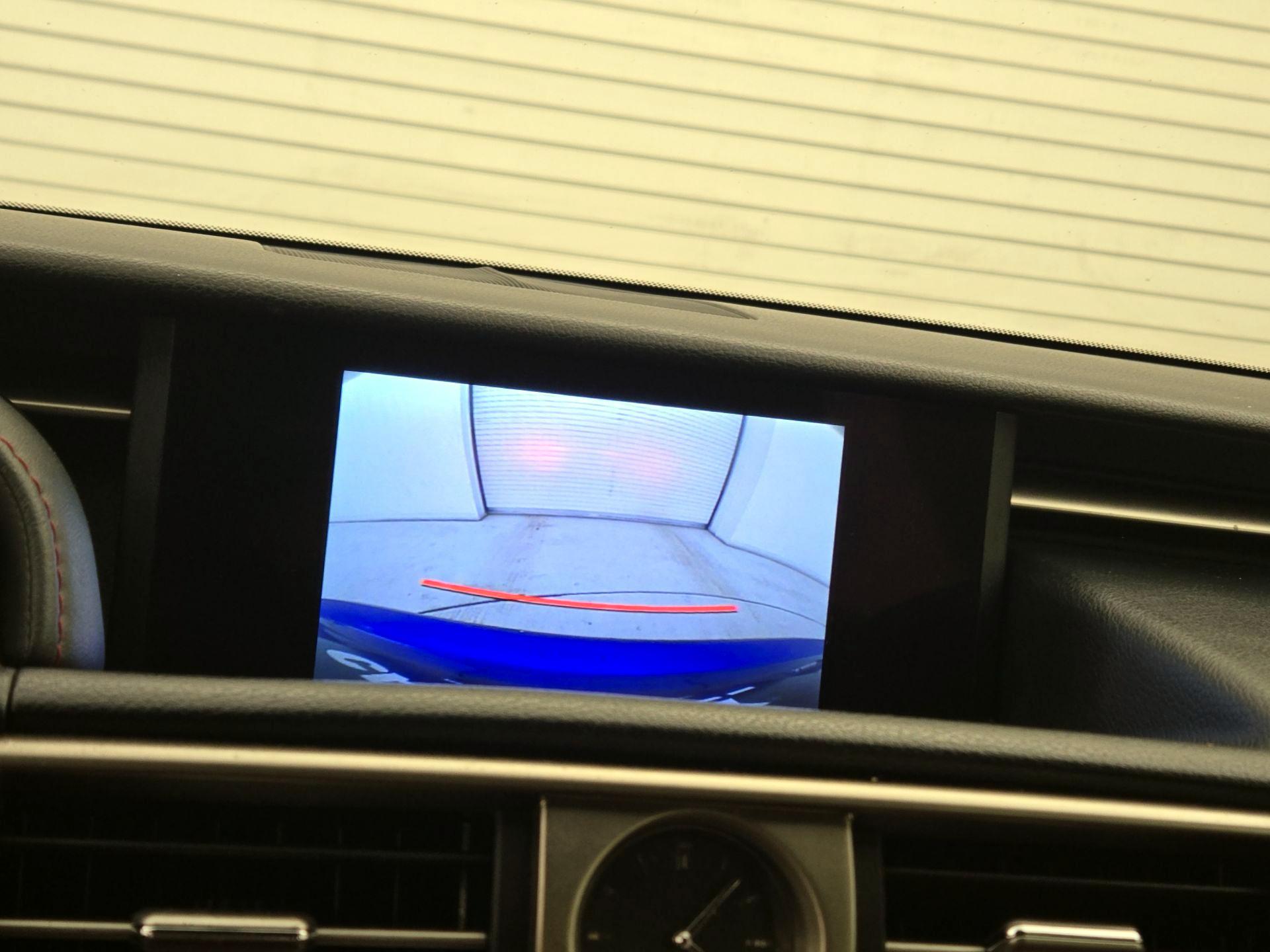Thumbnail: 2016 Lexus IS - 13
