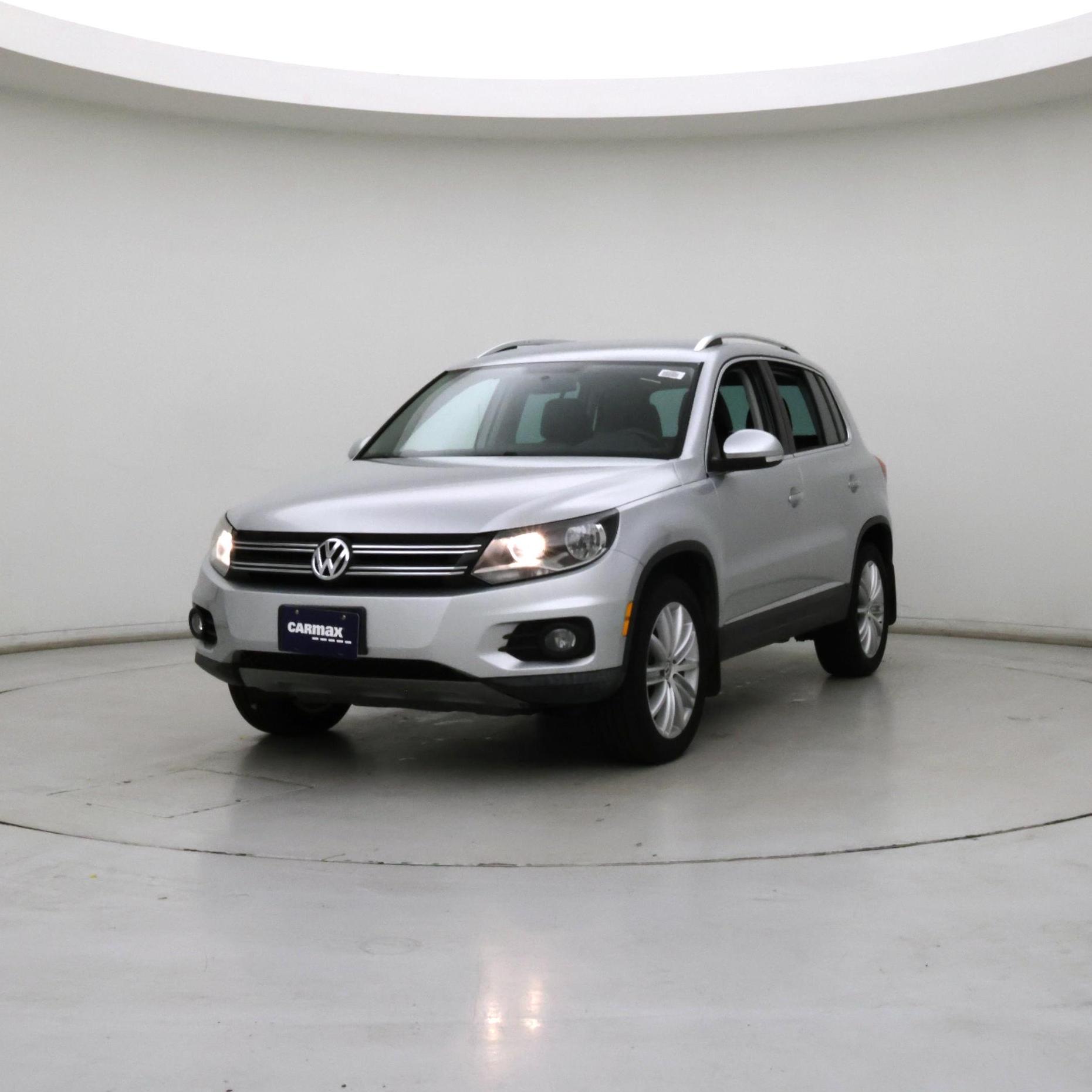 Thumbnail: 2014 Volkswagen Tiguan - 4