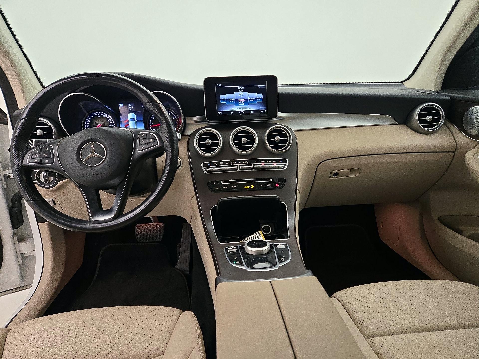 Thumbnail: 2019 Mercedes-Benz GLC - 9