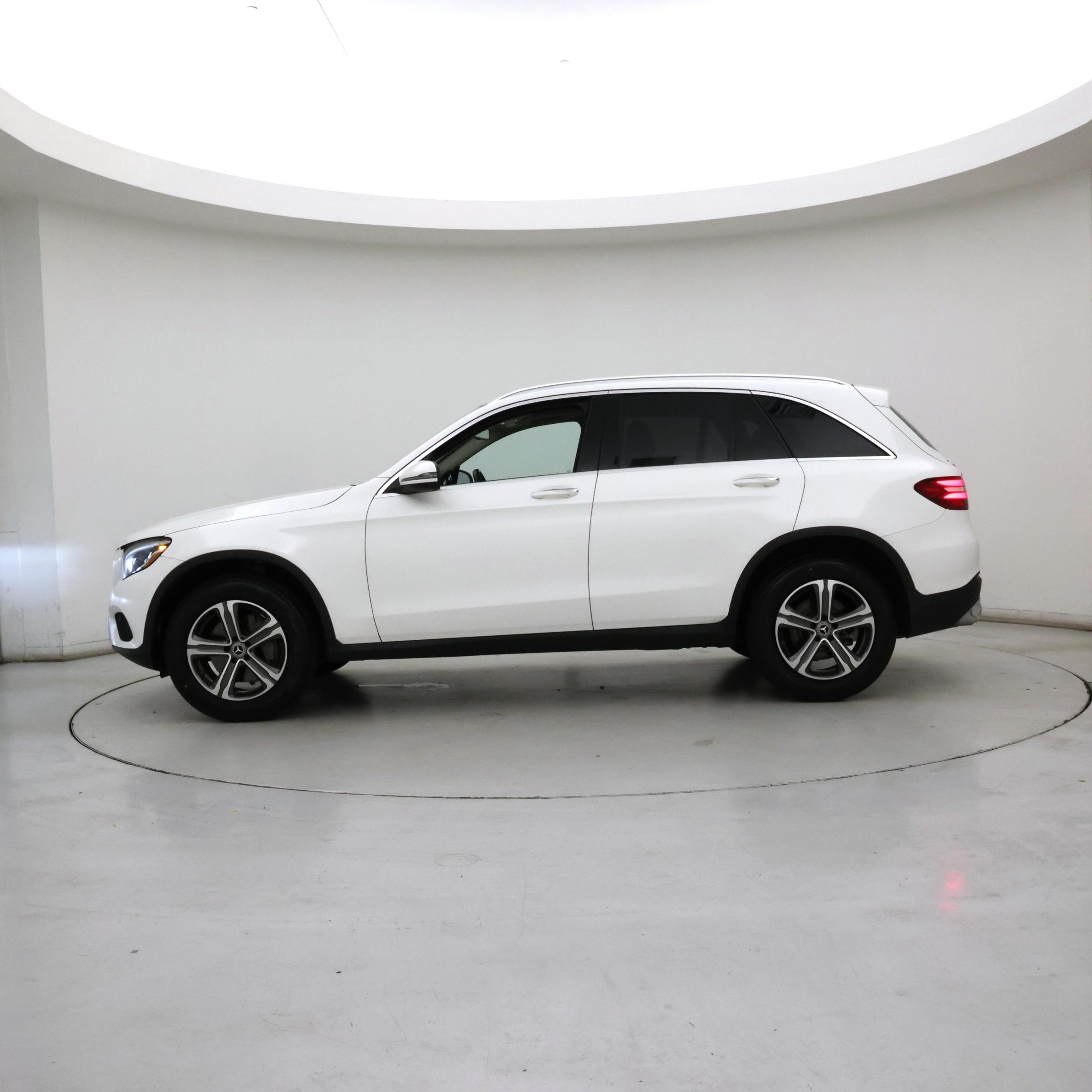 Thumbnail: 2019 Mercedes-Benz GLC - 3