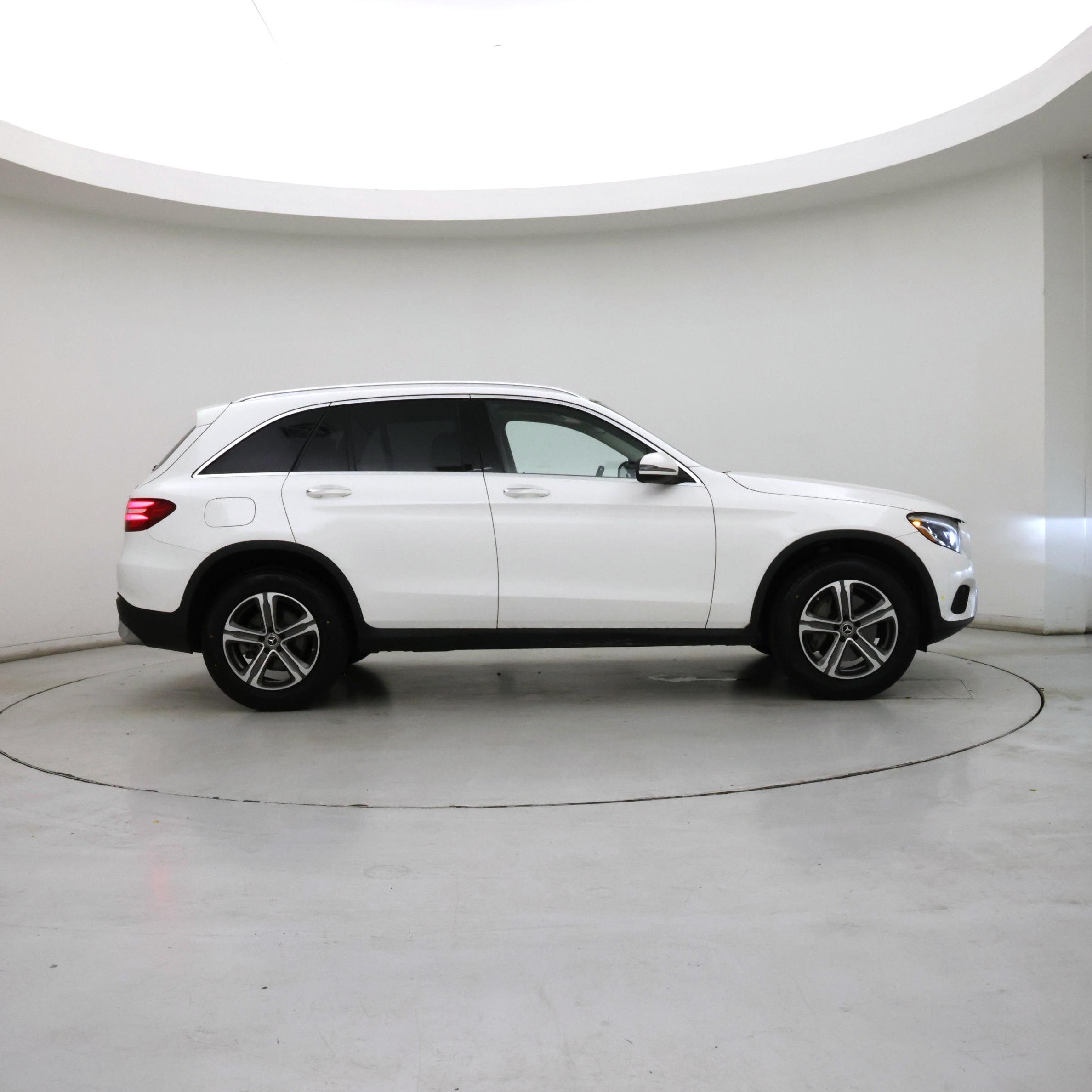 Thumbnail: 2019 Mercedes-Benz GLC - 7