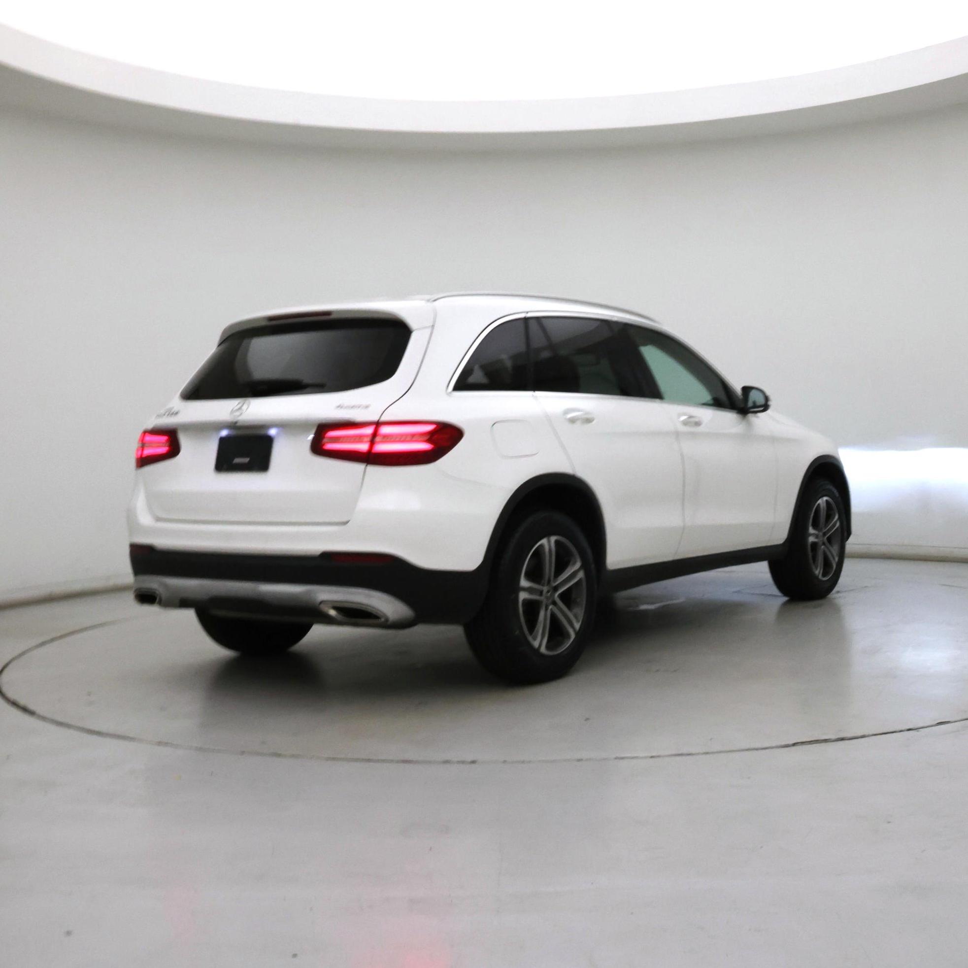 Thumbnail: 2019 Mercedes-Benz GLC - 8