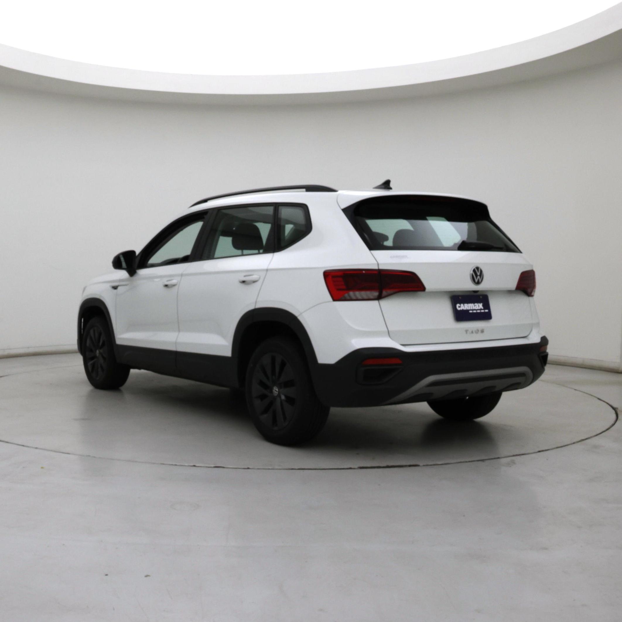 Thumbnail: 2022 Volkswagen Taos - 2