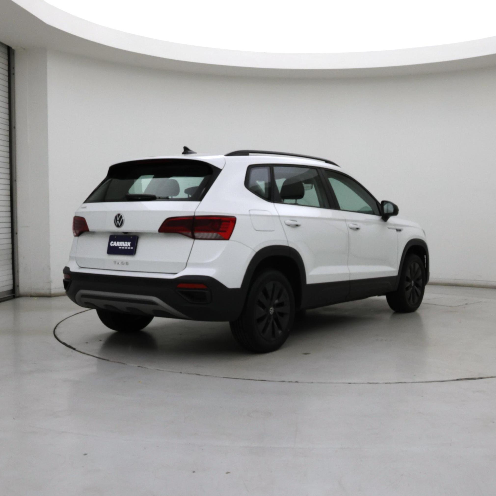 Thumbnail: 2022 Volkswagen Taos - 8