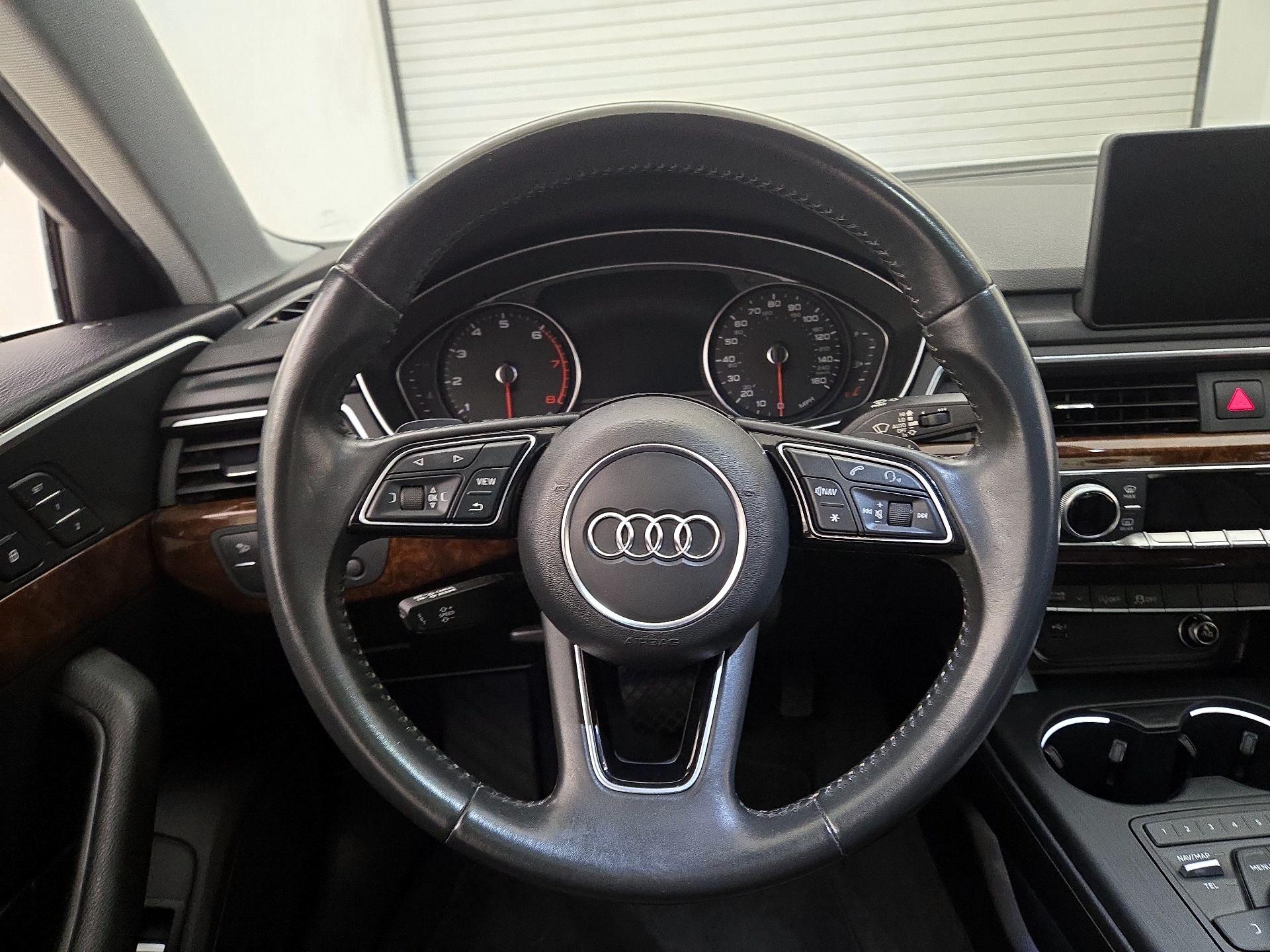 Thumbnail: 2019 Audi A4 - 10