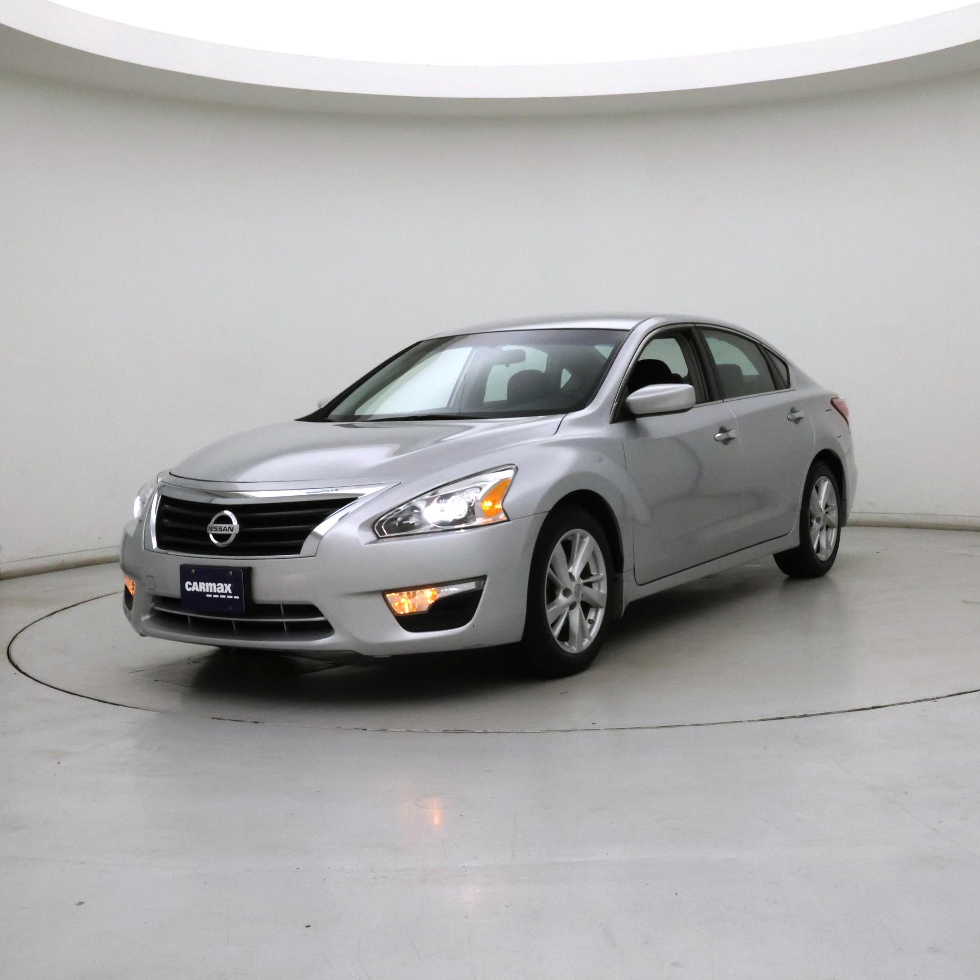Thumbnail: 2013 Nissan Altima - 4