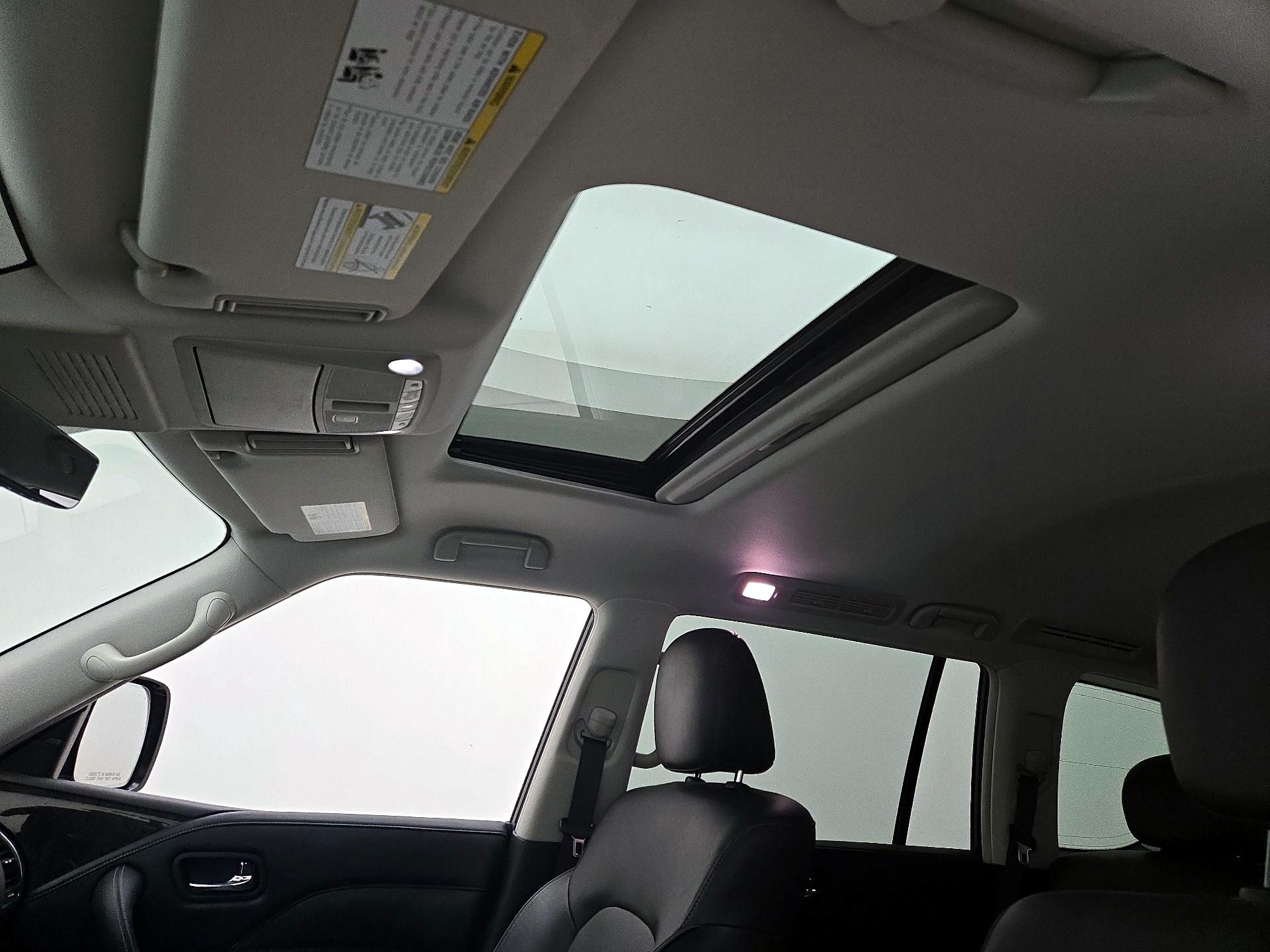 Thumbnail: 2021 INFINITI QX80 - 20