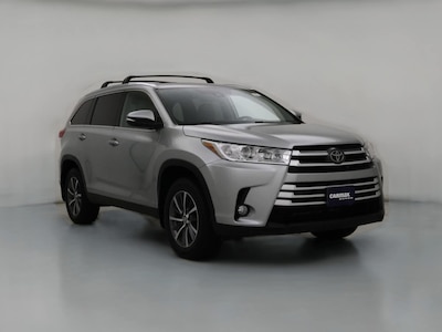 Silver 2019 Toyota Highlander XLE