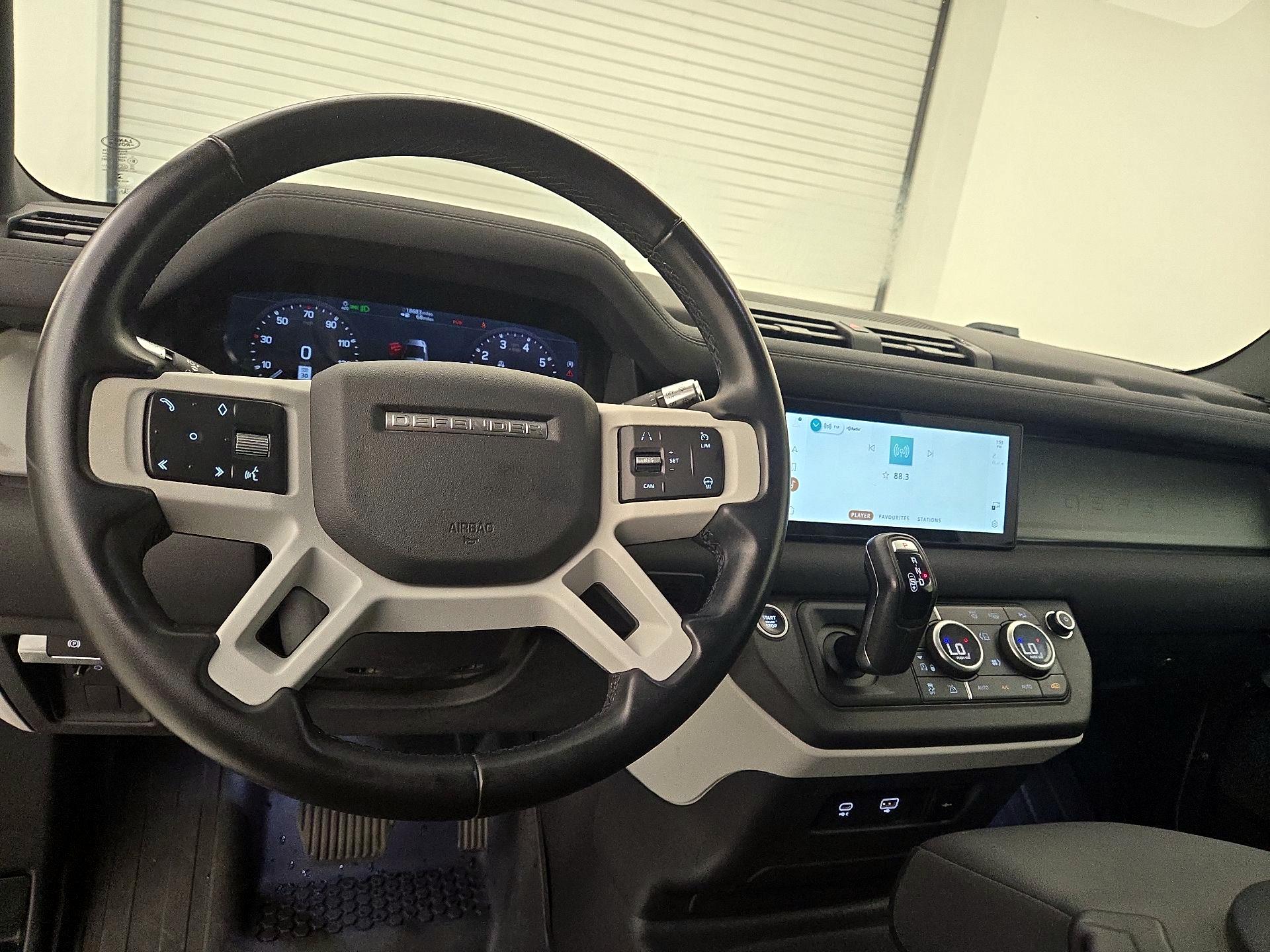 Thumbnail: 2021 Land Rover Defender - 10