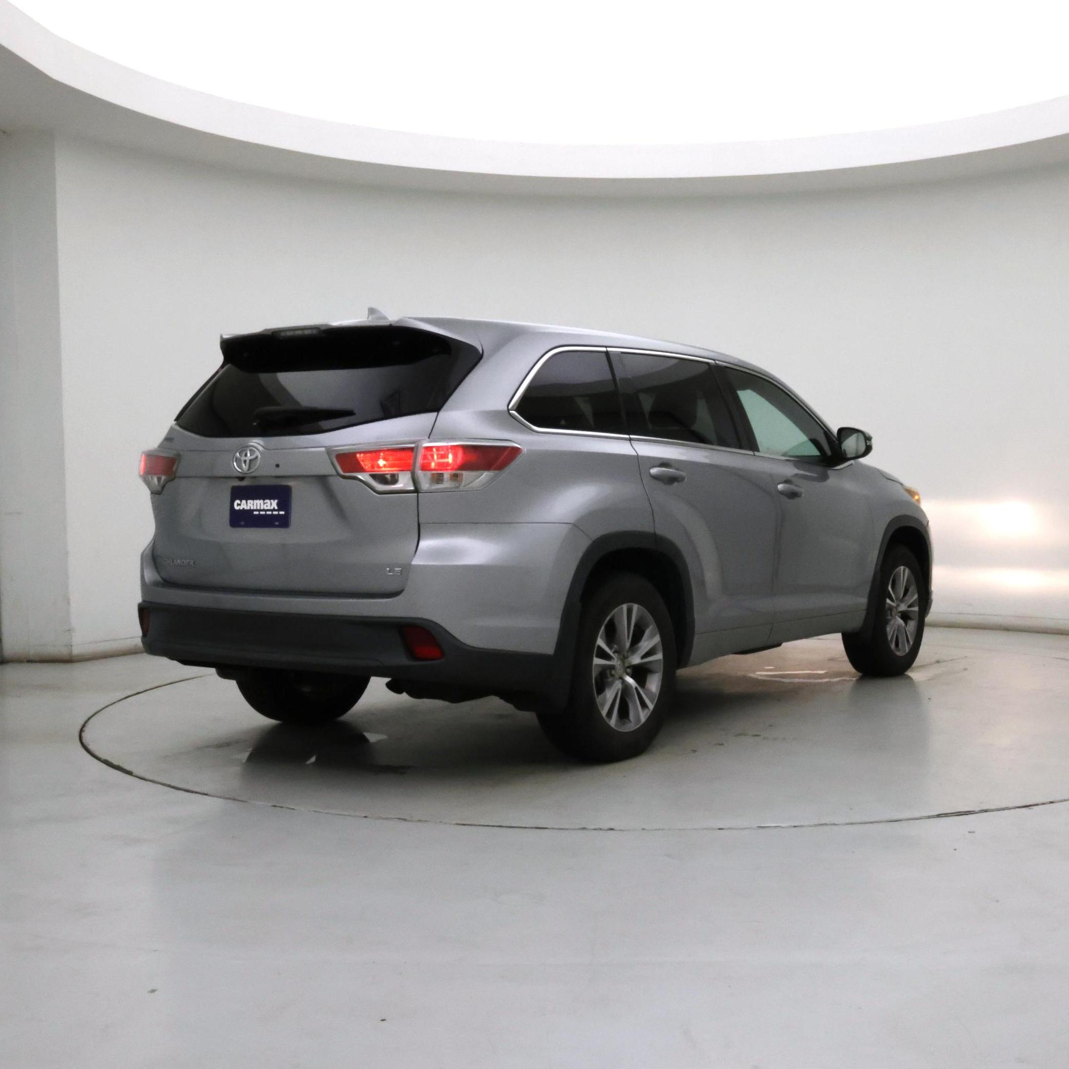 Thumbnail: 2015 Toyota Highlander - 8