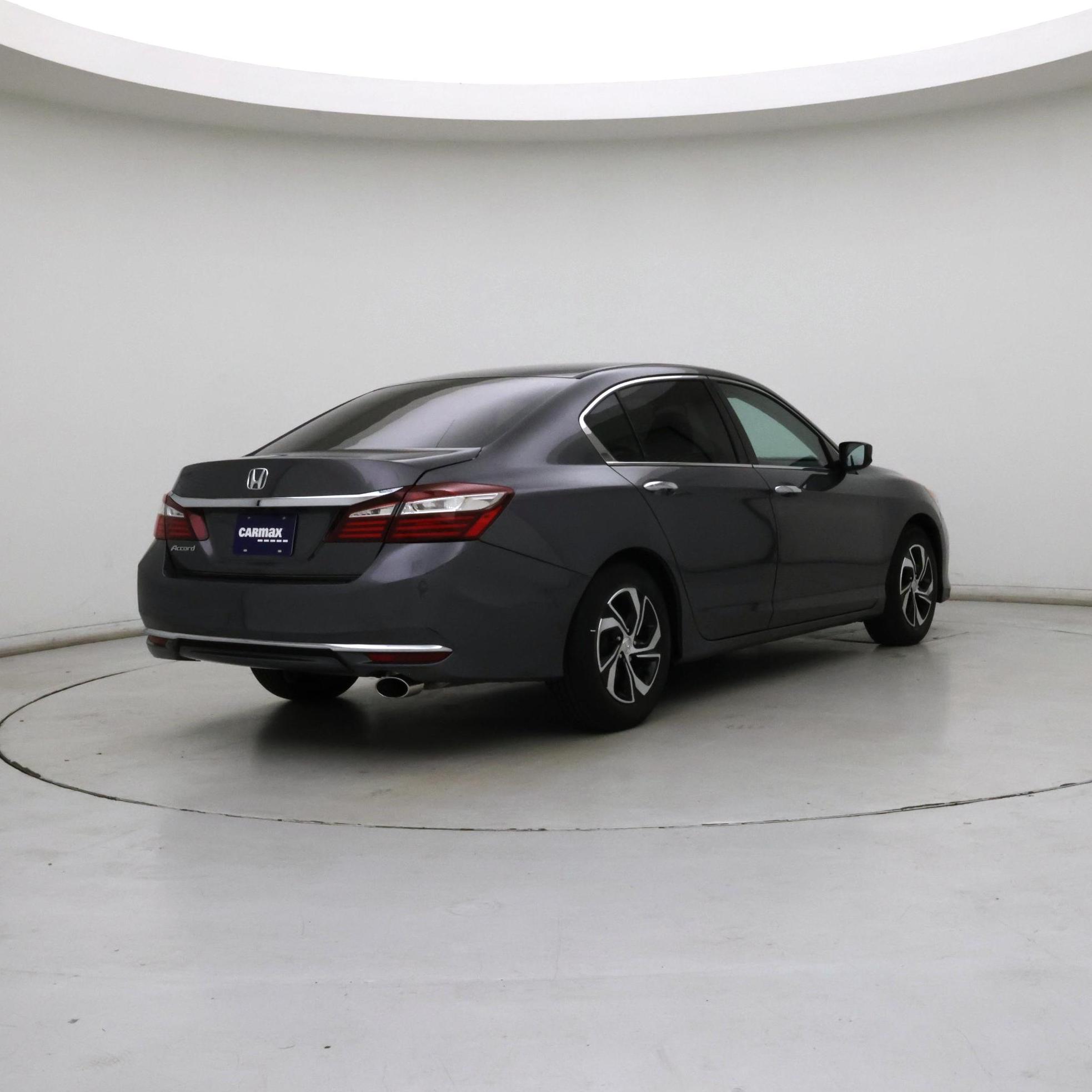 Thumbnail: 2017 Honda Accord - 8