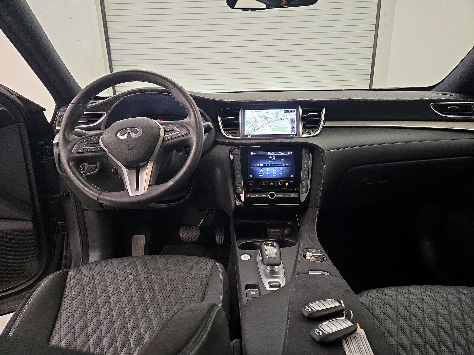 Thumbnail: 2023 INFINITI QX50 - 9