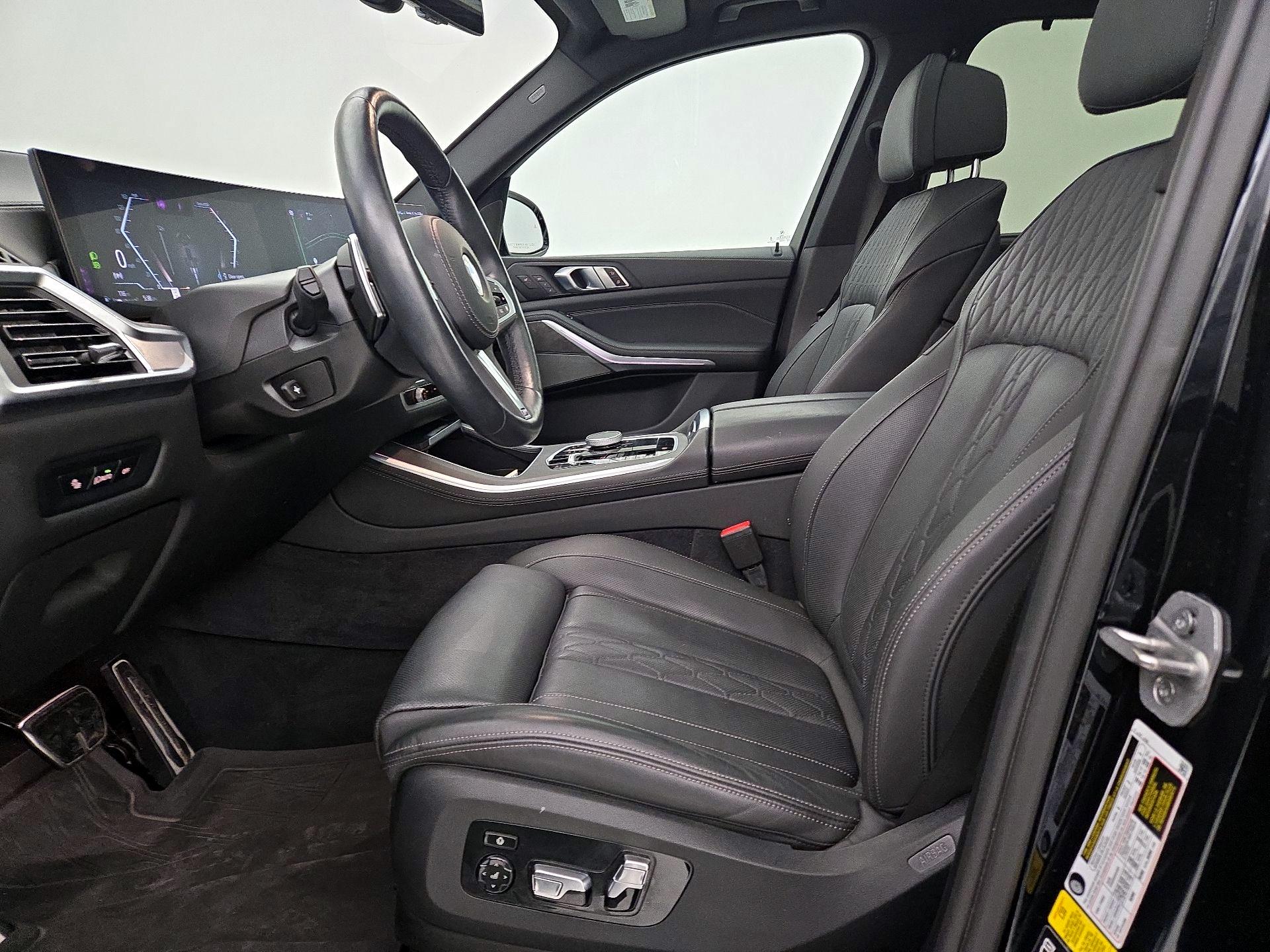 Thumbnail: 2024 BMW X5 - 11