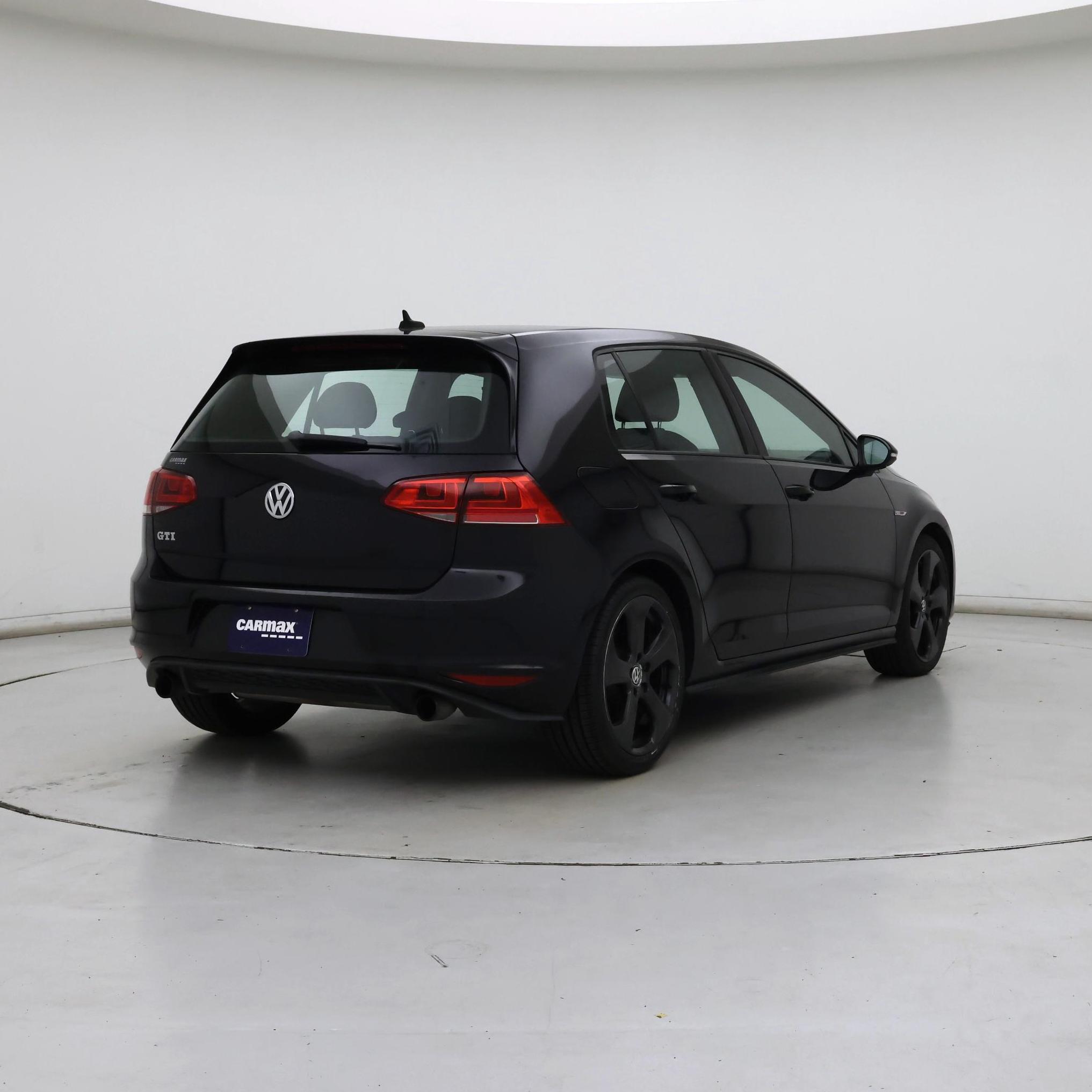 Thumbnail: 2016 Volkswagen Golf - 8
