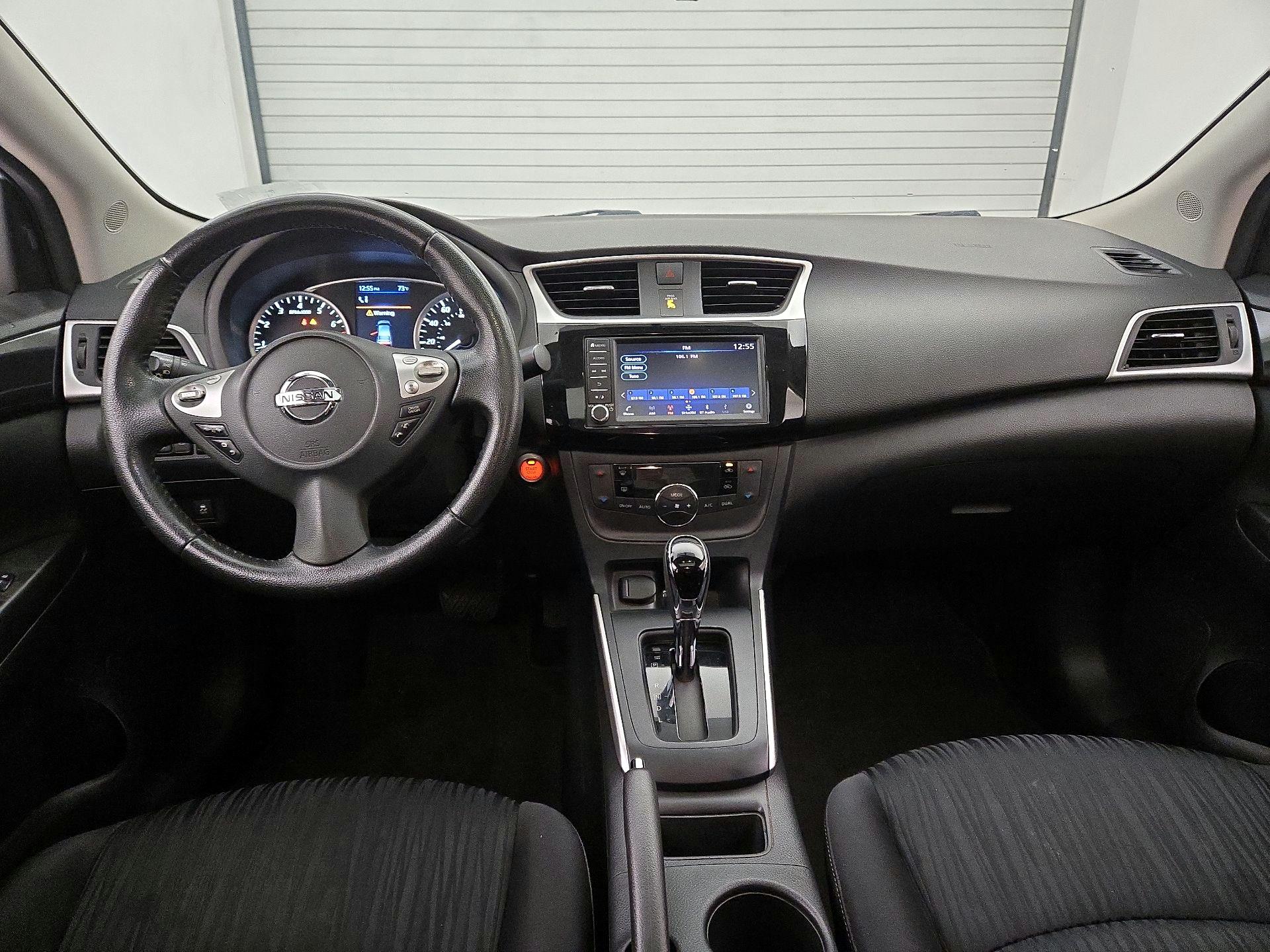 Thumbnail: 2019 Nissan Sentra - 9