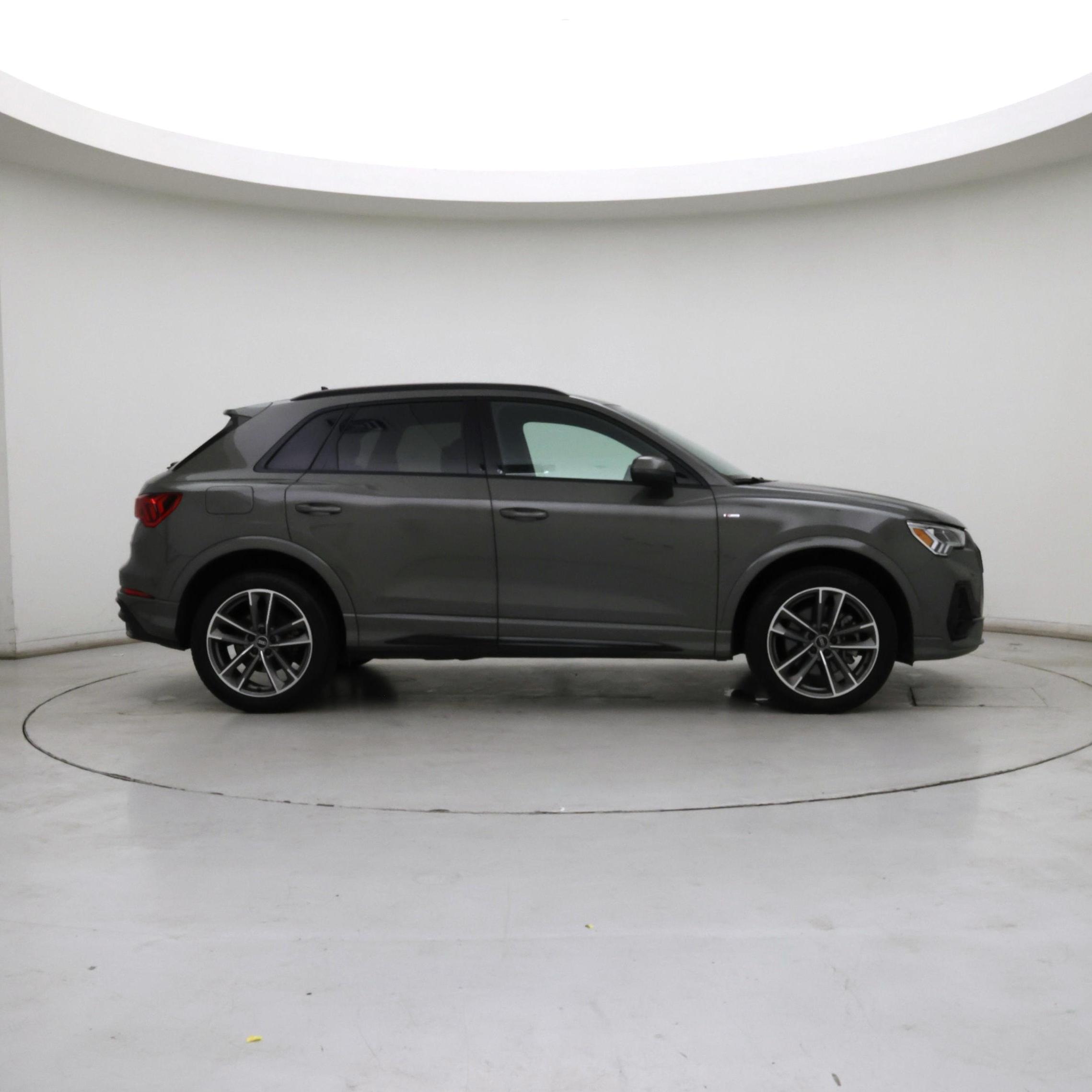 Thumbnail: 2022 Audi Q3 - 7