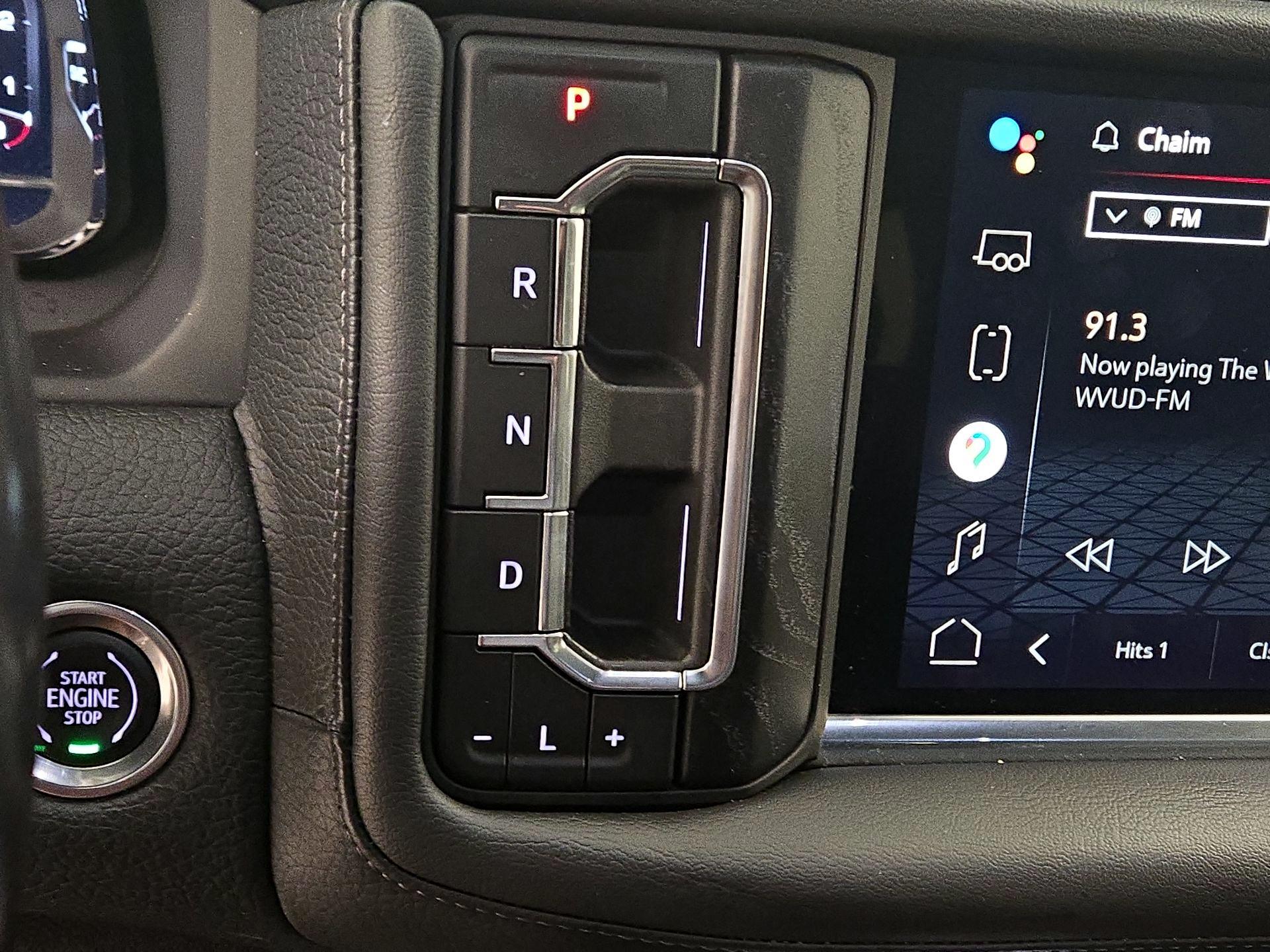 Thumbnail: 2022 GMC Yukon XL - 17