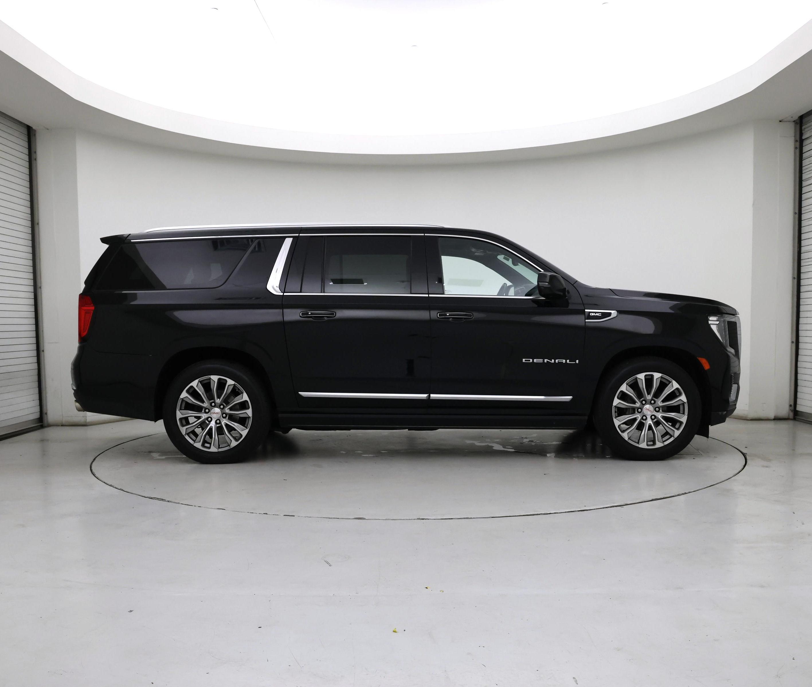 Thumbnail: 2022 GMC Yukon XL - 7