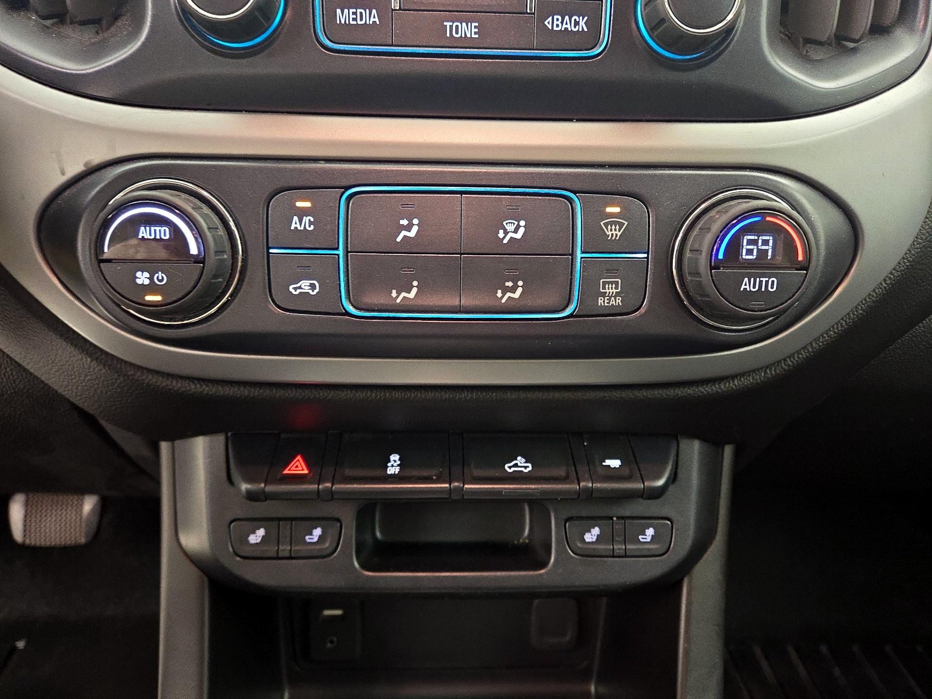 Thumbnail: 2018 Chevrolet Colorado - 16