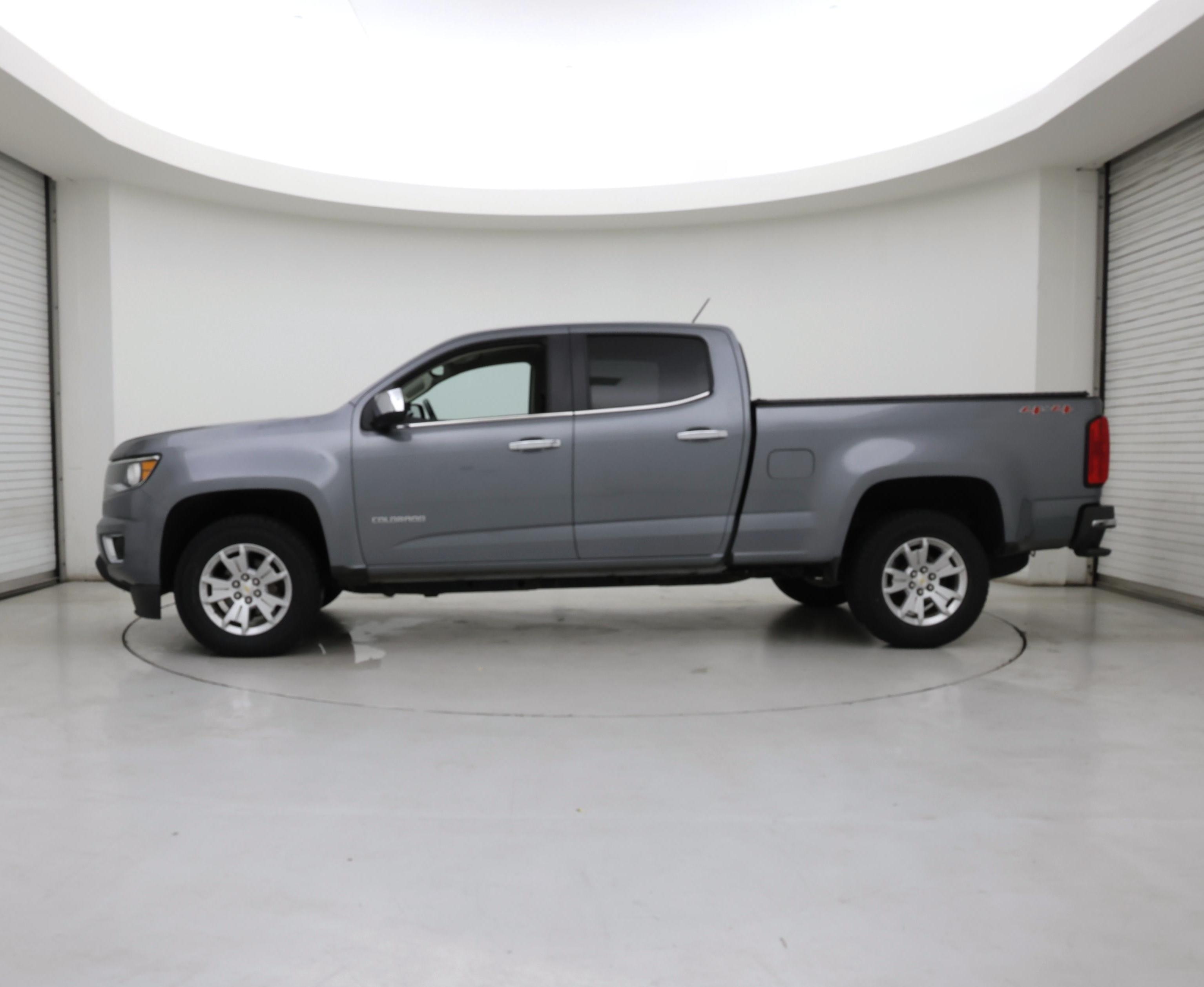 Thumbnail: 2018 Chevrolet Colorado - 3