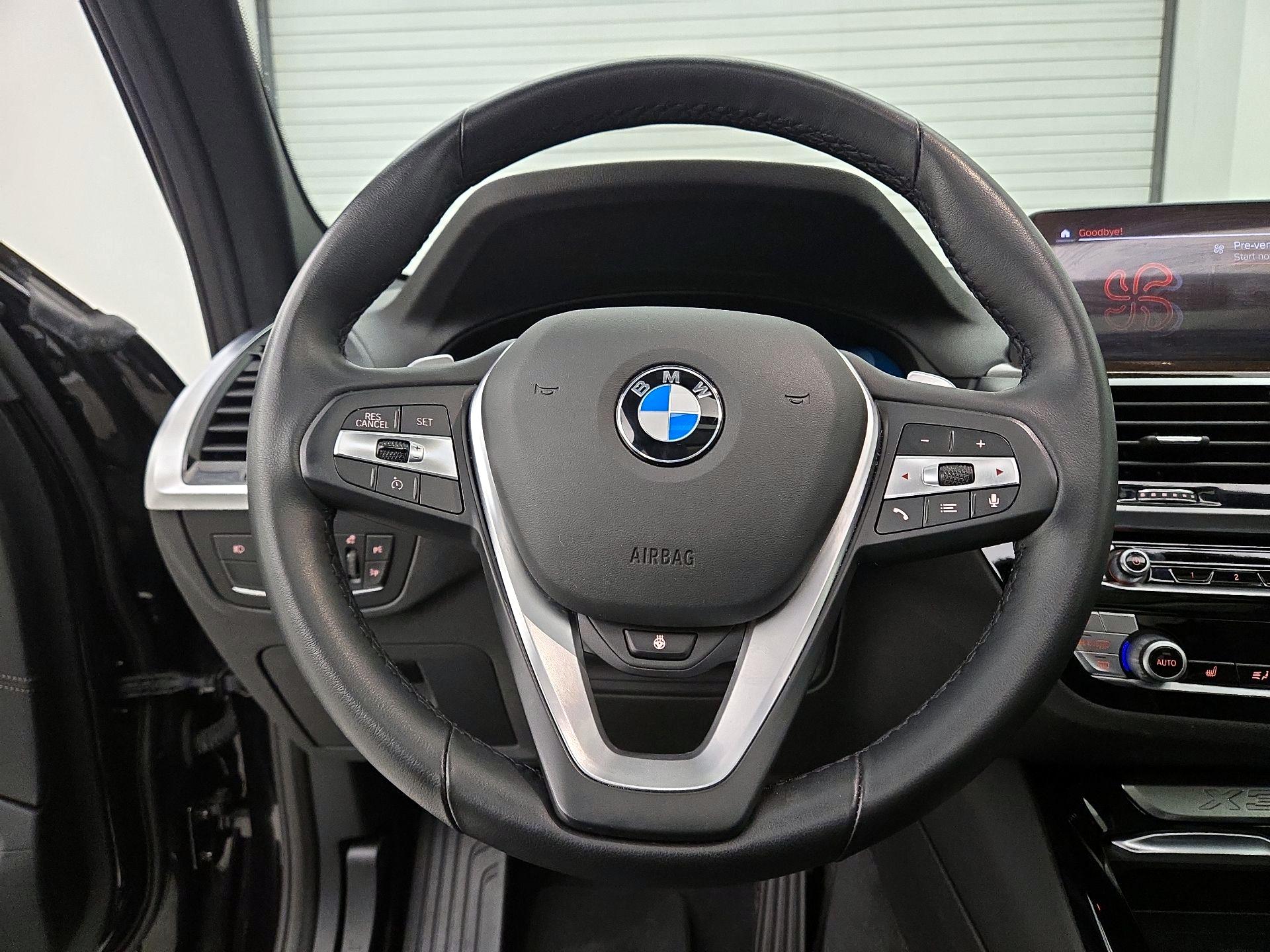 Thumbnail: 2021 BMW X3 - 10