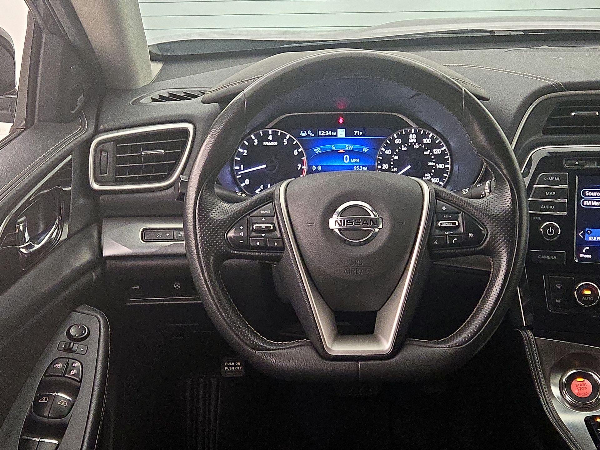 Thumbnail: 2020 Nissan Maxima - 10