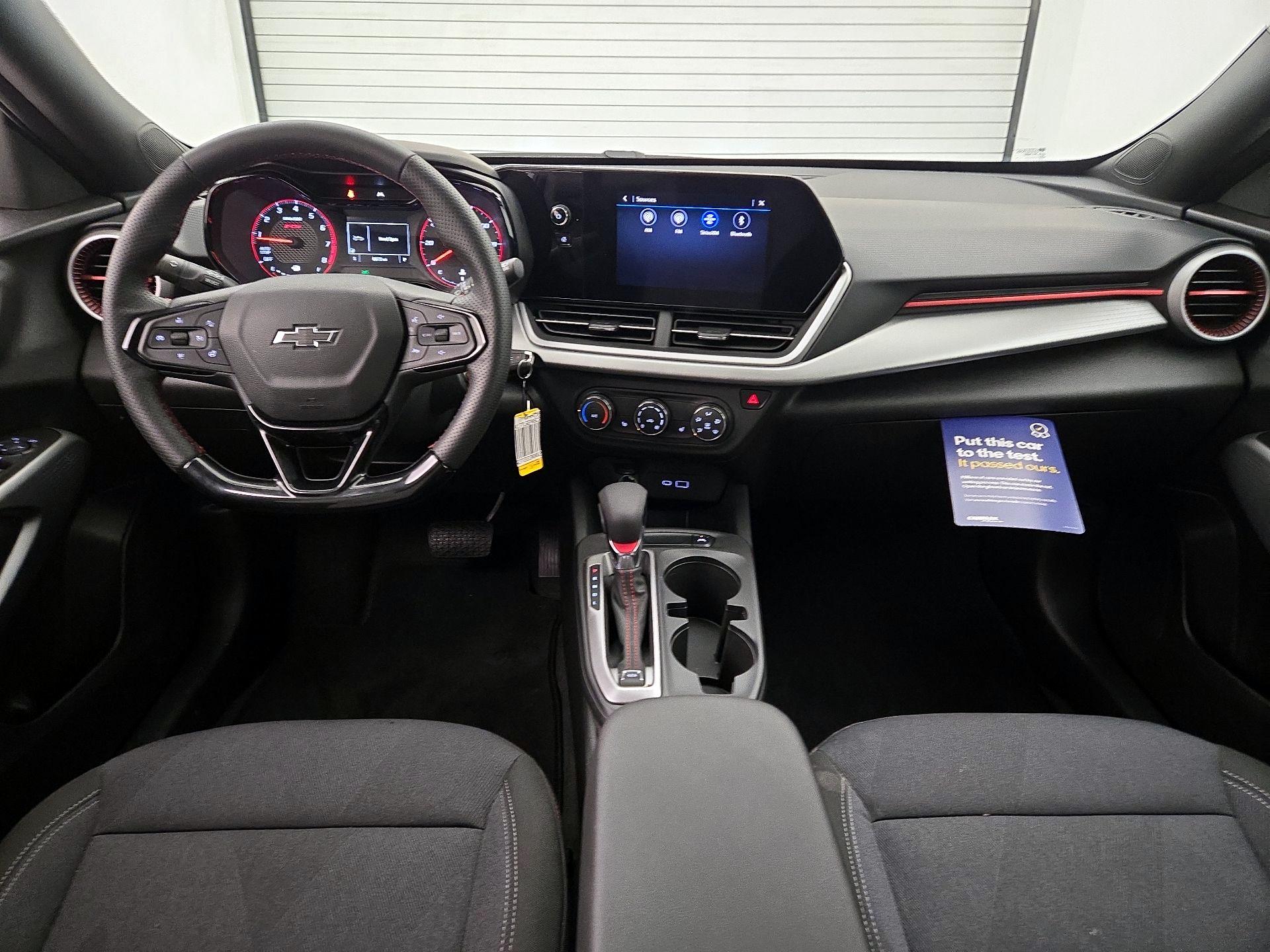 Thumbnail: 2025 Chevrolet Trax - 9