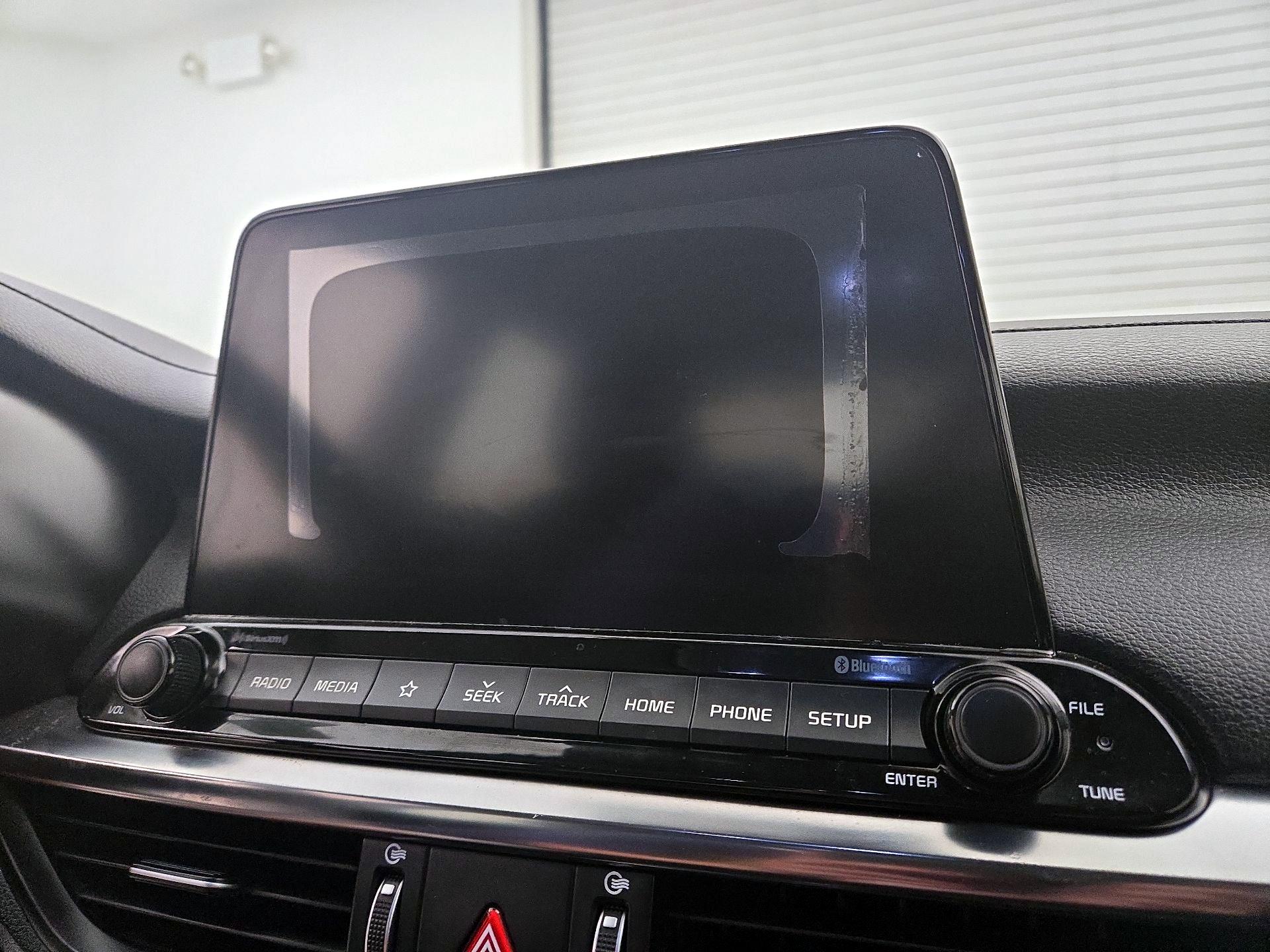Thumbnail: 2019 Kia Forte - 15