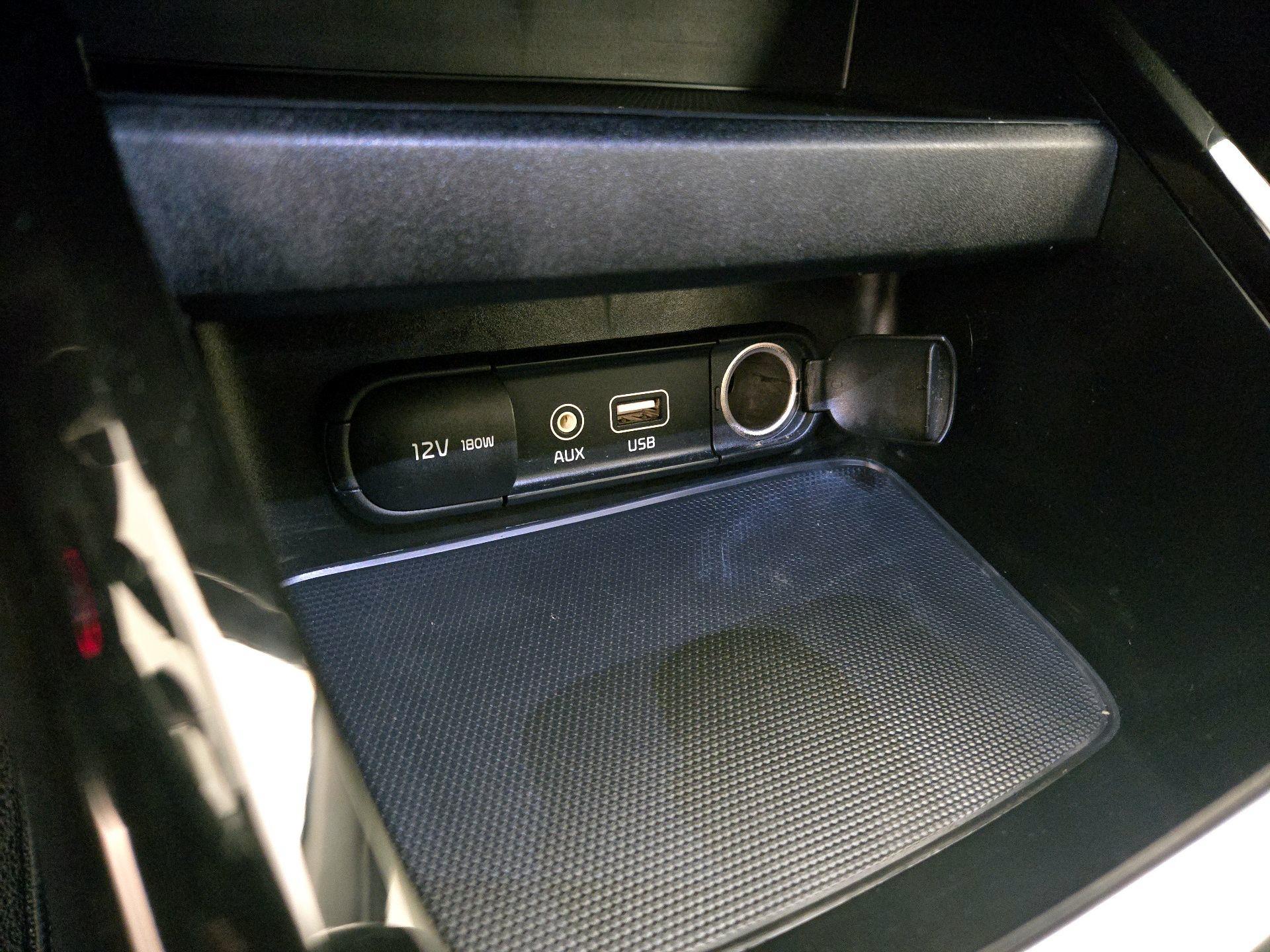 Thumbnail: 2019 Kia Forte - 18