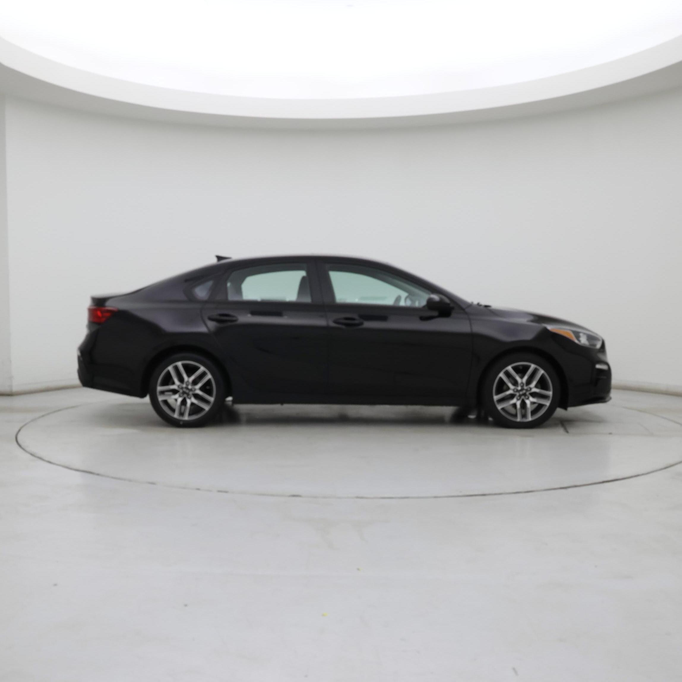 Thumbnail: 2019 Kia Forte - 7