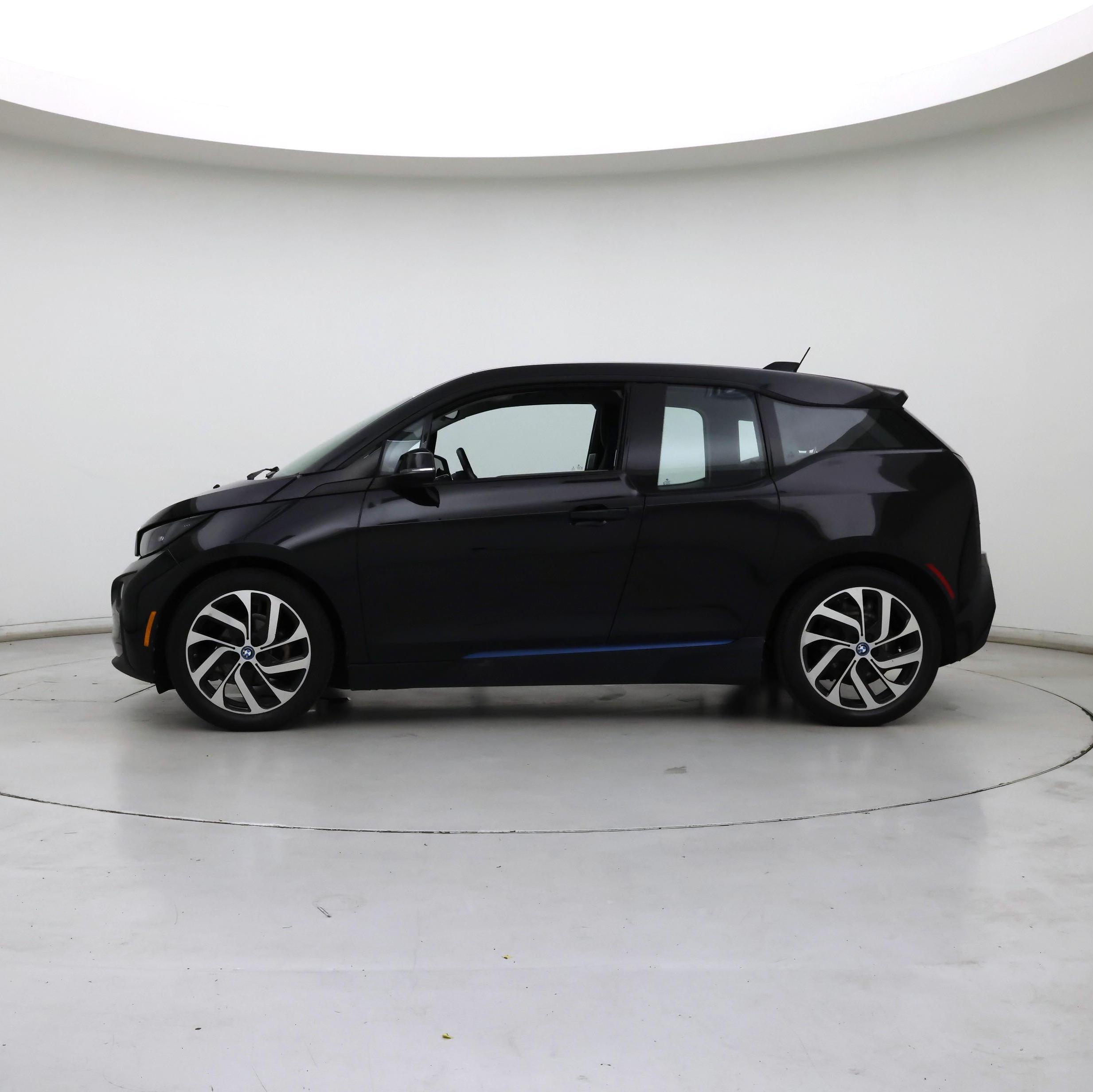 Thumbnail: 2017 BMW i3 - 3