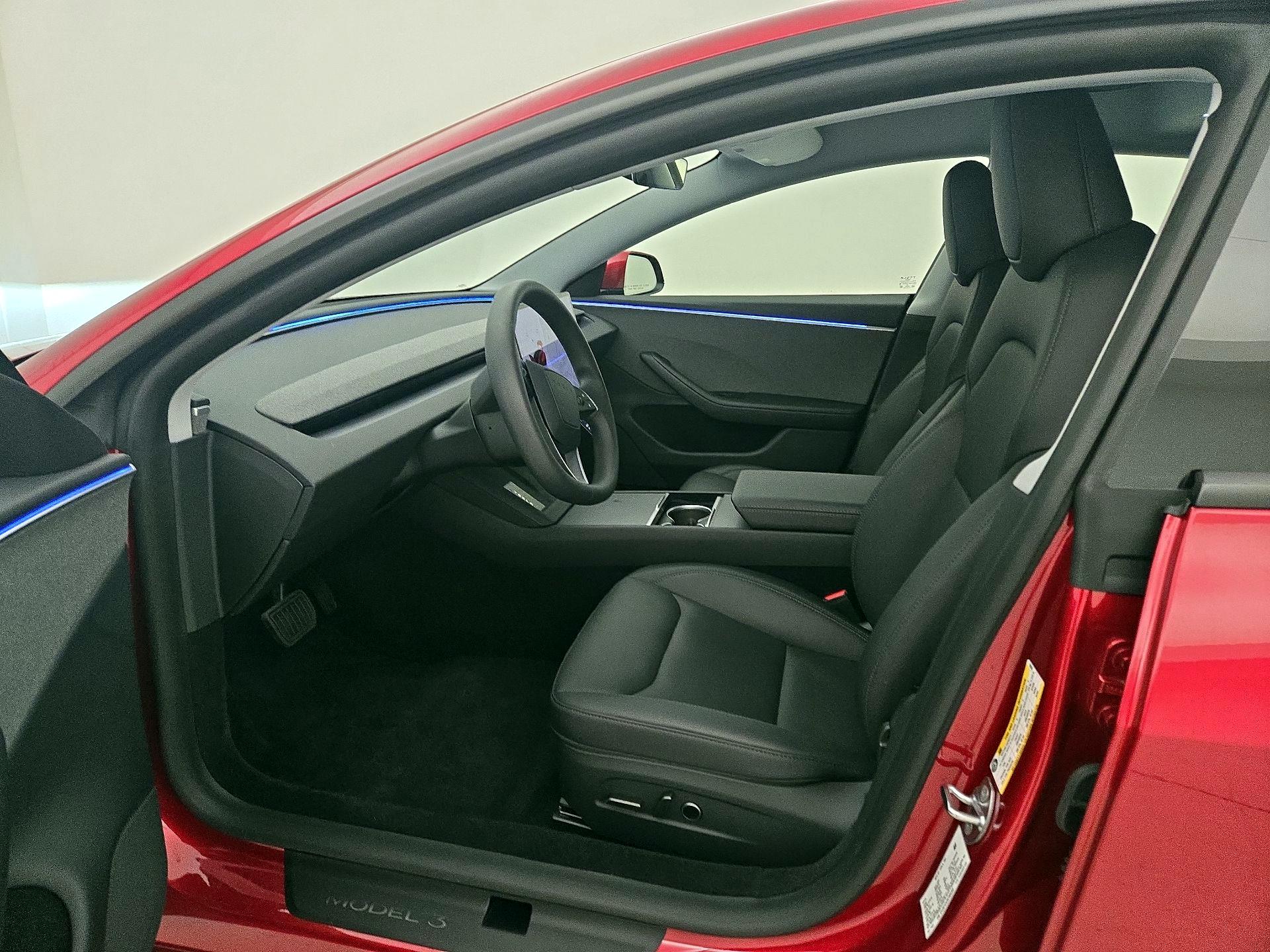 Thumbnail: 2025 Tesla Model 3 - 11