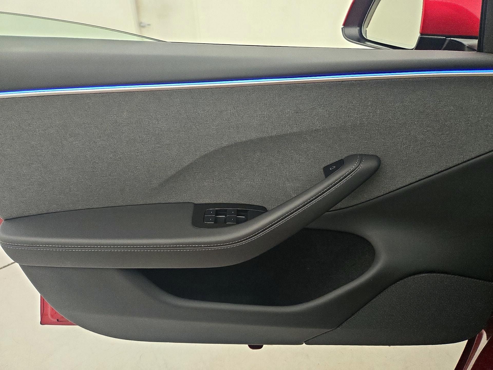 Thumbnail: 2025 Tesla Model 3 - 12