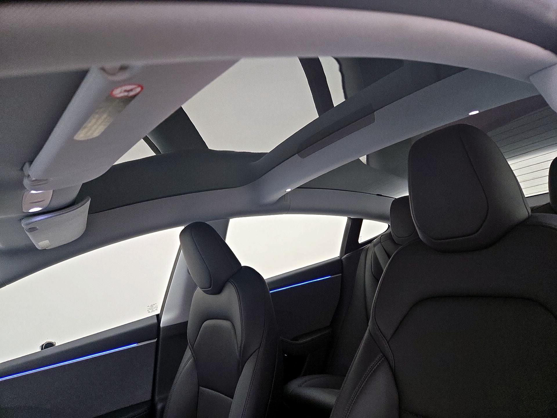 Thumbnail: 2025 Tesla Model 3 - 18