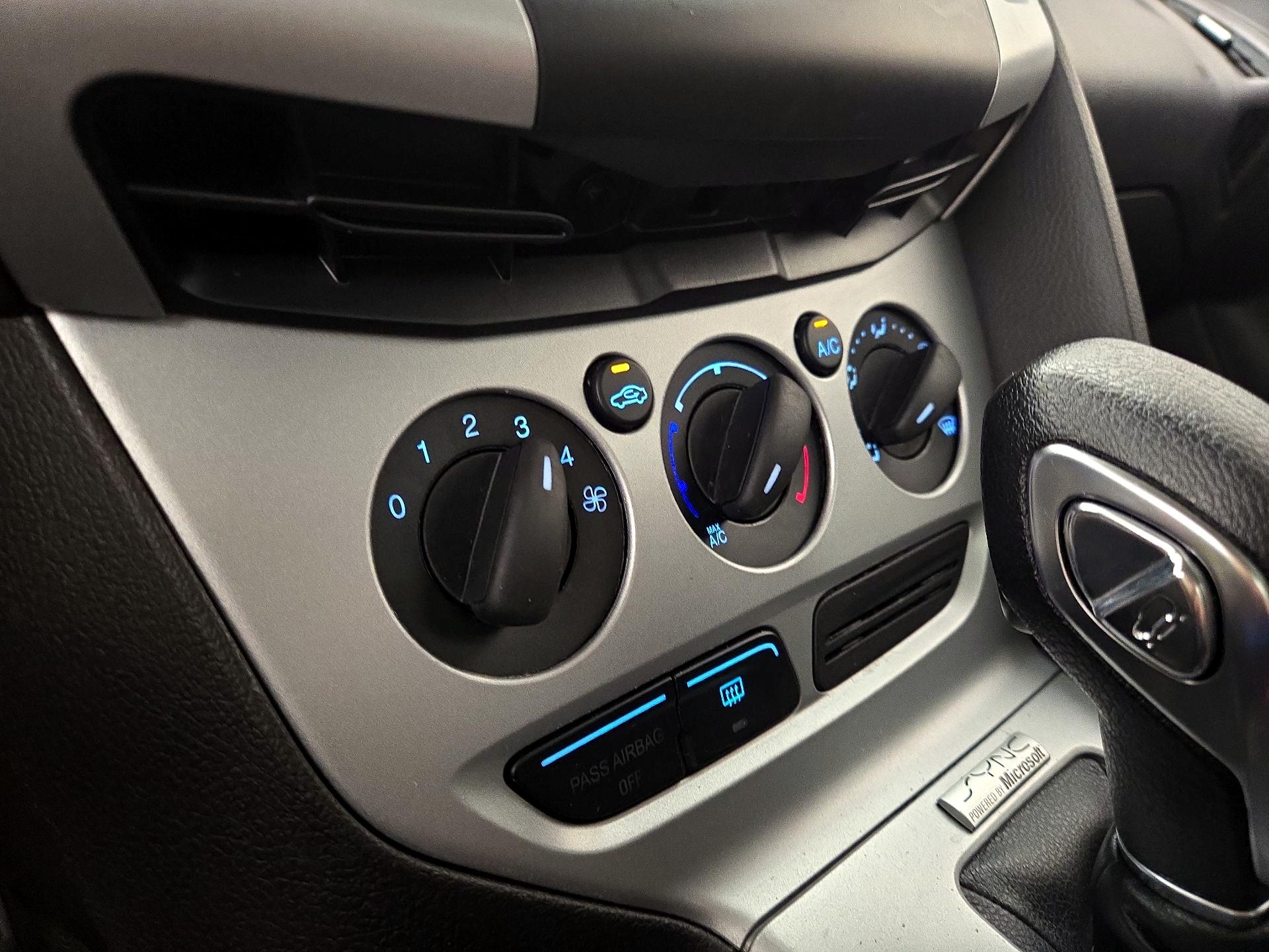 Thumbnail: 2013 Ford Focus - 15