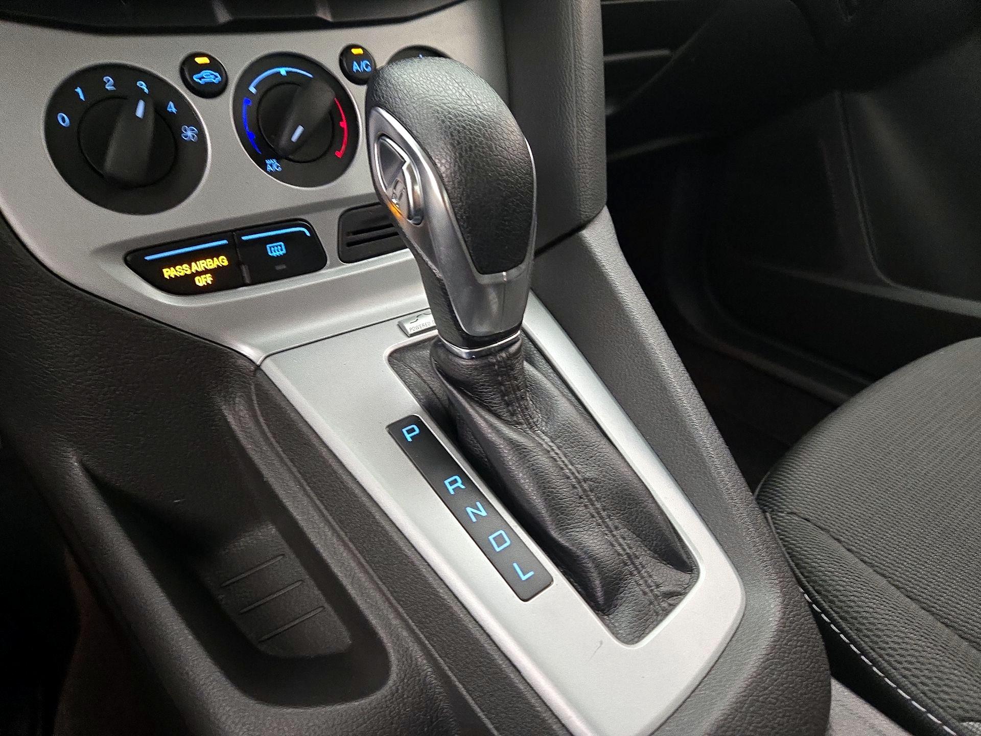 Thumbnail: 2013 Ford Focus - 16