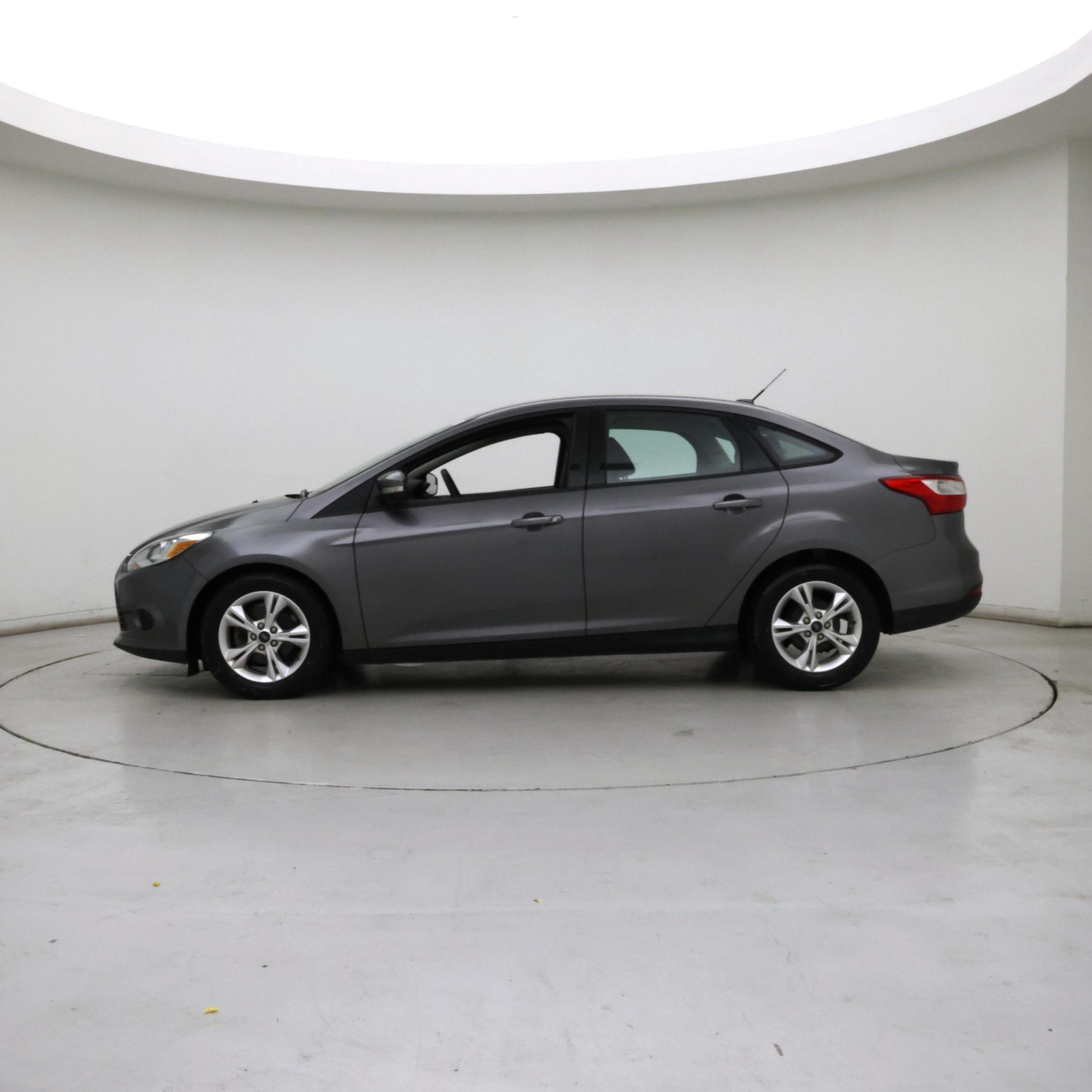 Thumbnail: 2013 Ford Focus - 3