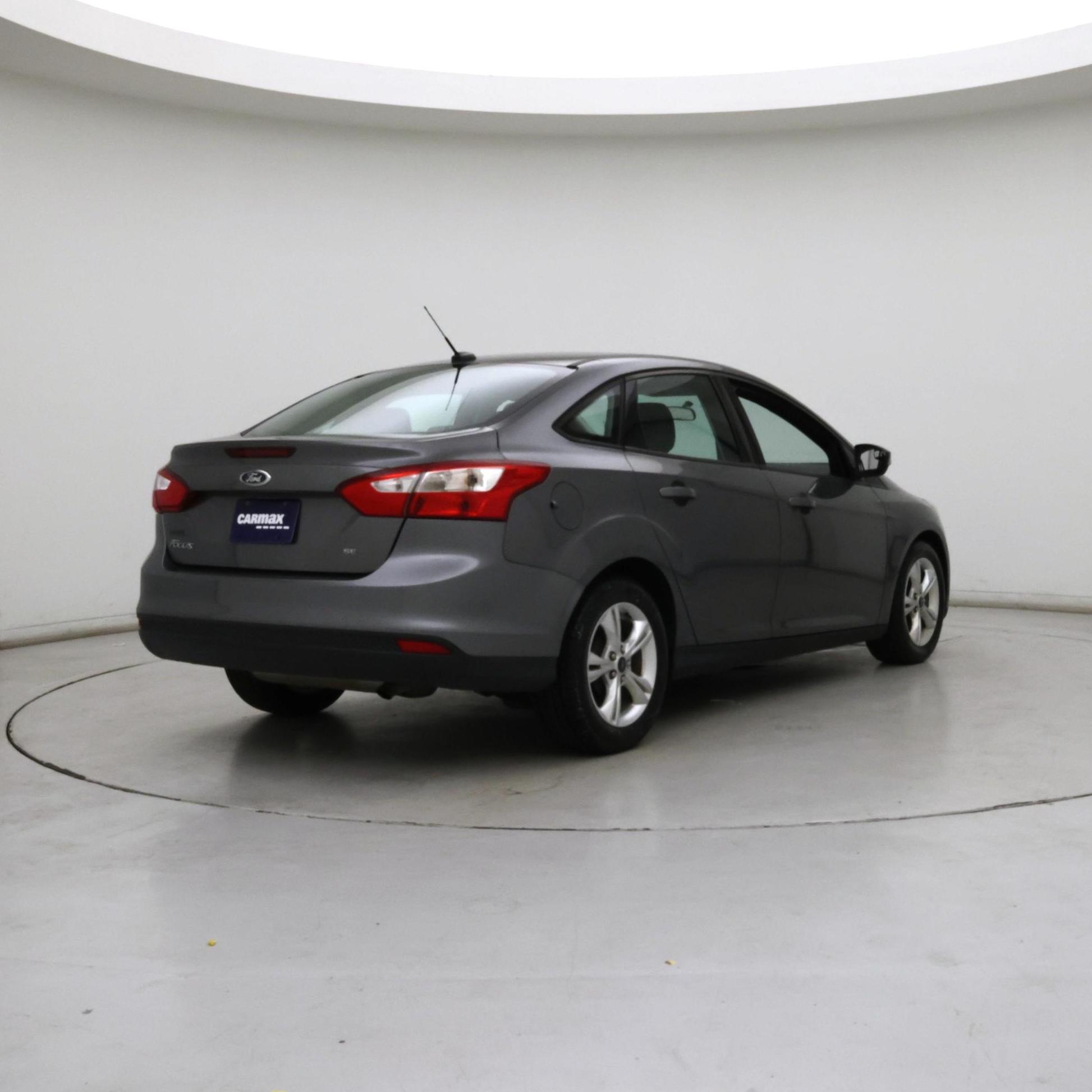 Thumbnail: 2013 Ford Focus - 8