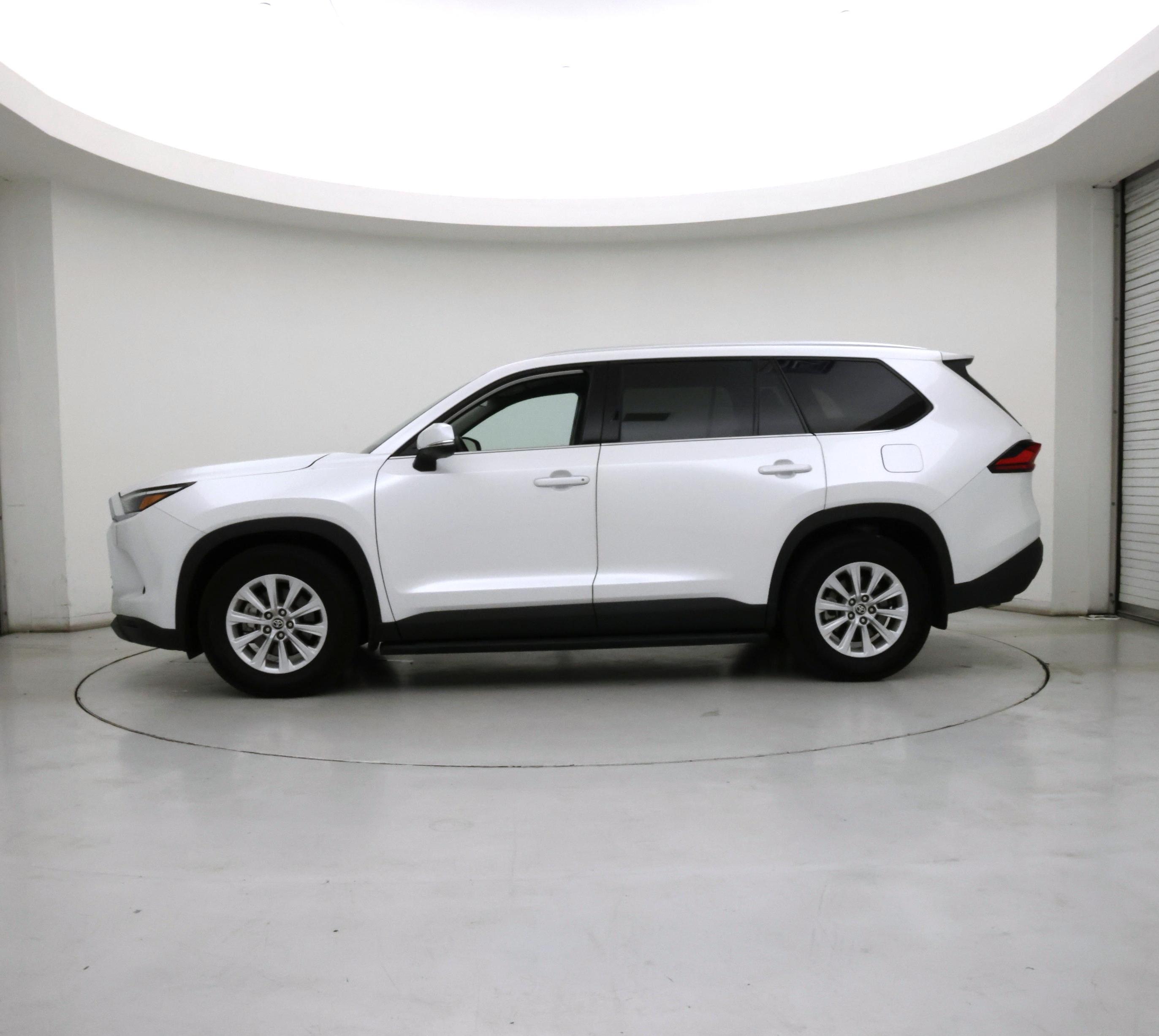 Thumbnail: 2024 Toyota Grand Highlander - 3