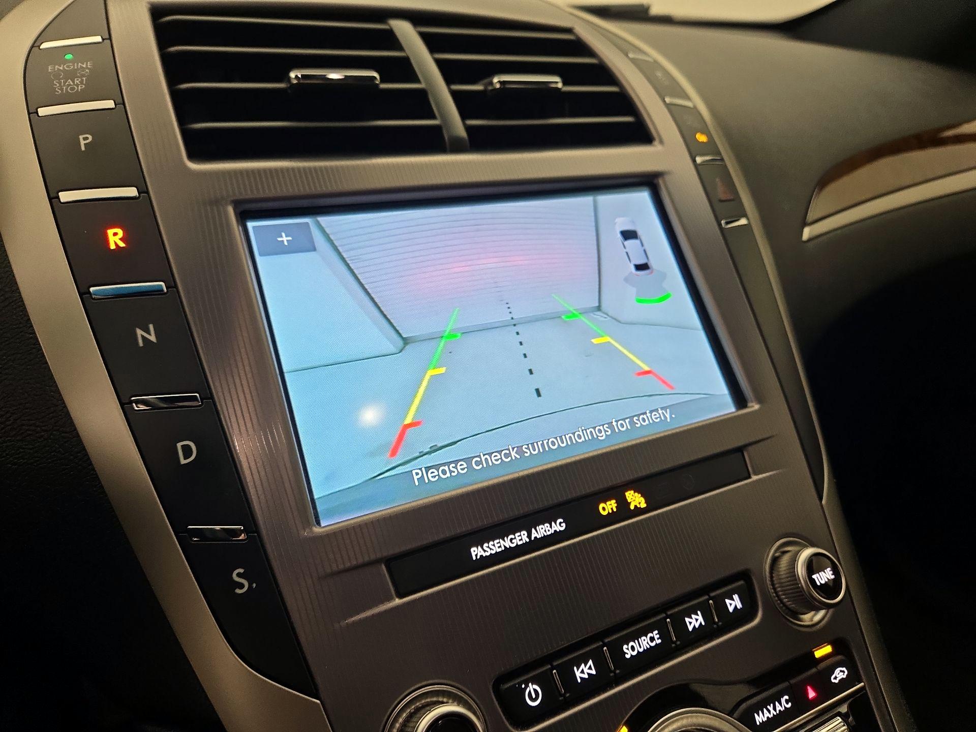 Thumbnail: 2019 Lincoln MKZ - 14