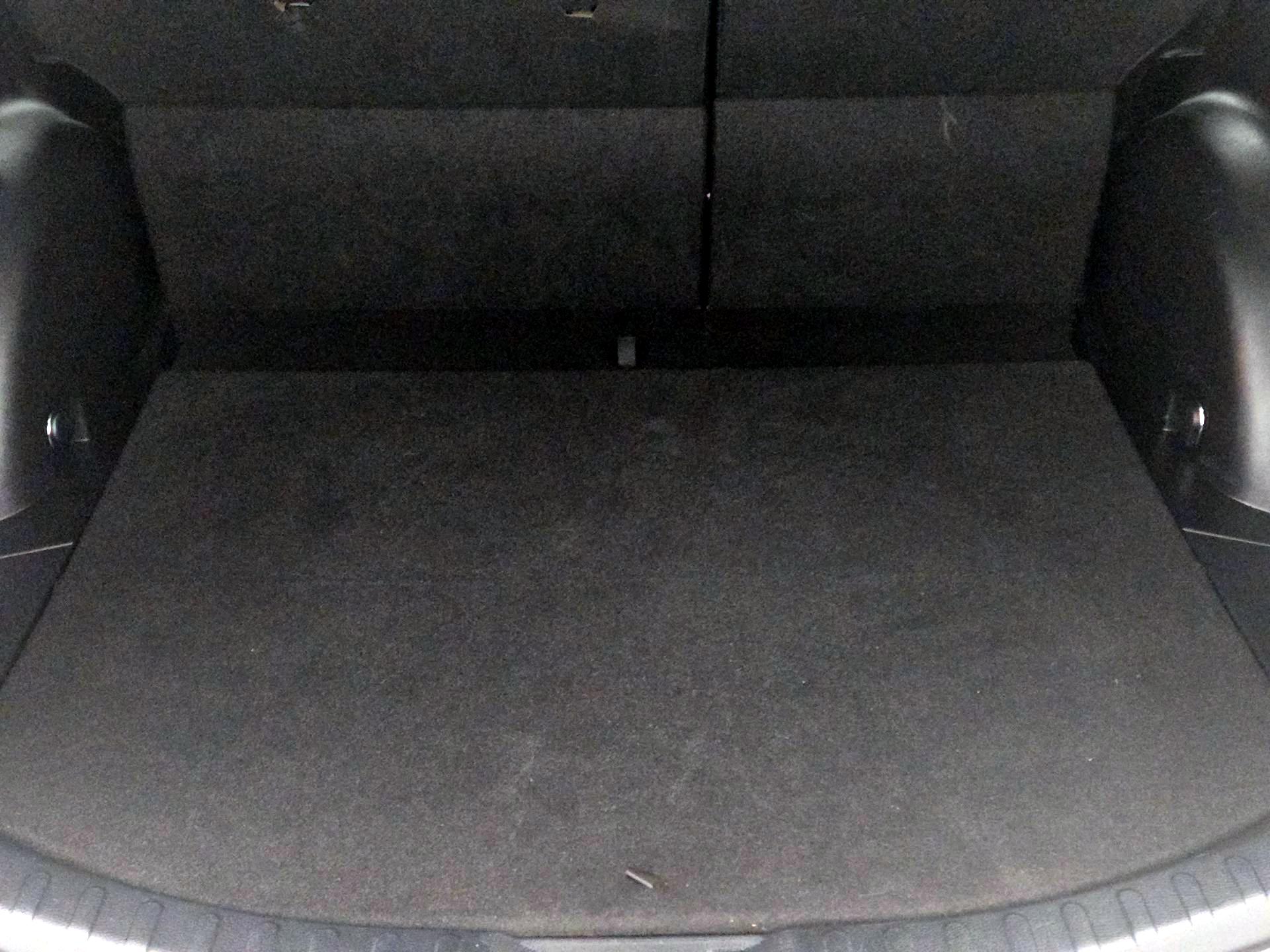 Thumbnail: 2018 Toyota RAV4 - 18